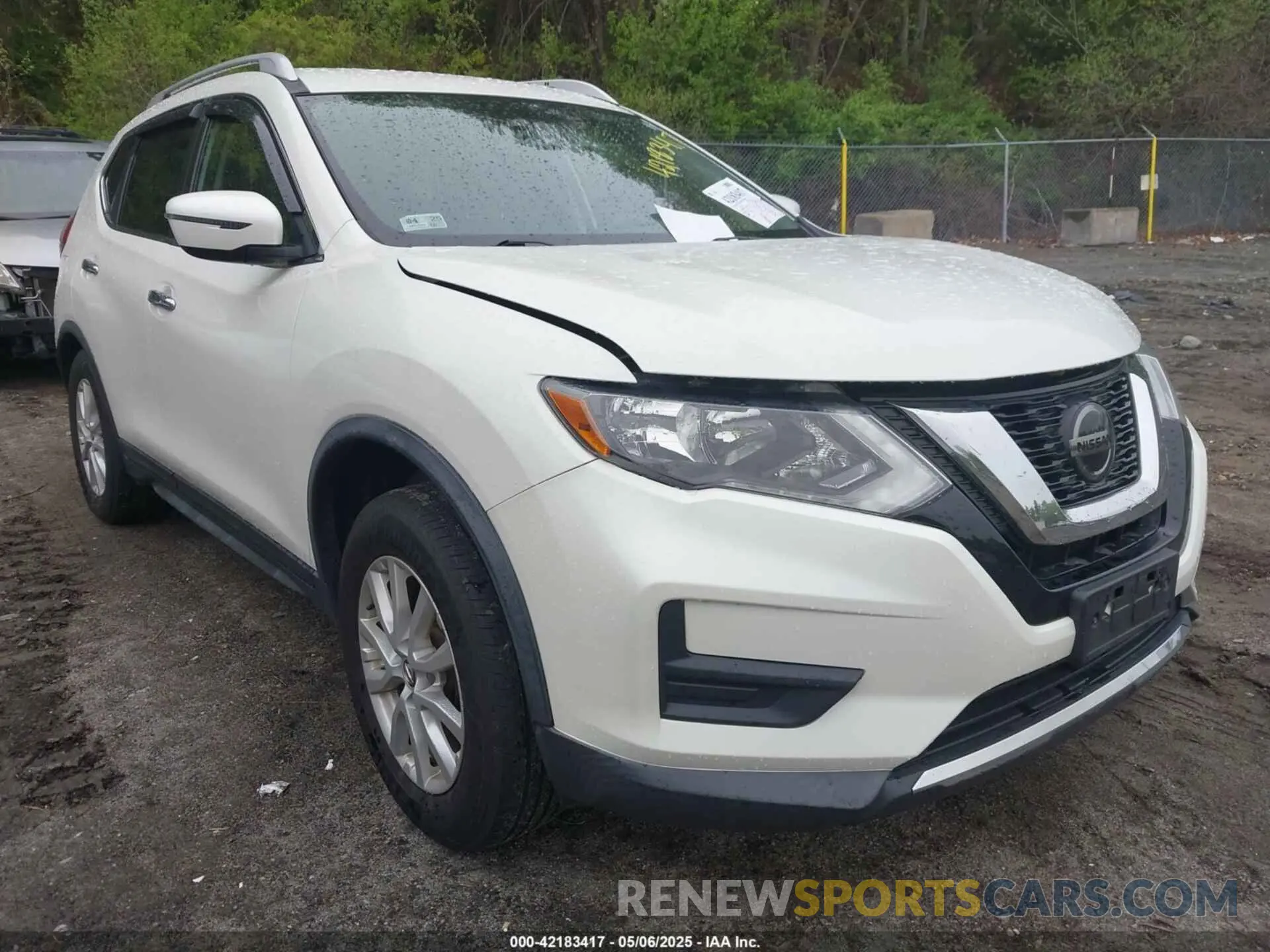 1 Photograph of a damaged car KNMAT2MV4KP559803 NISSAN ROGUE 2019