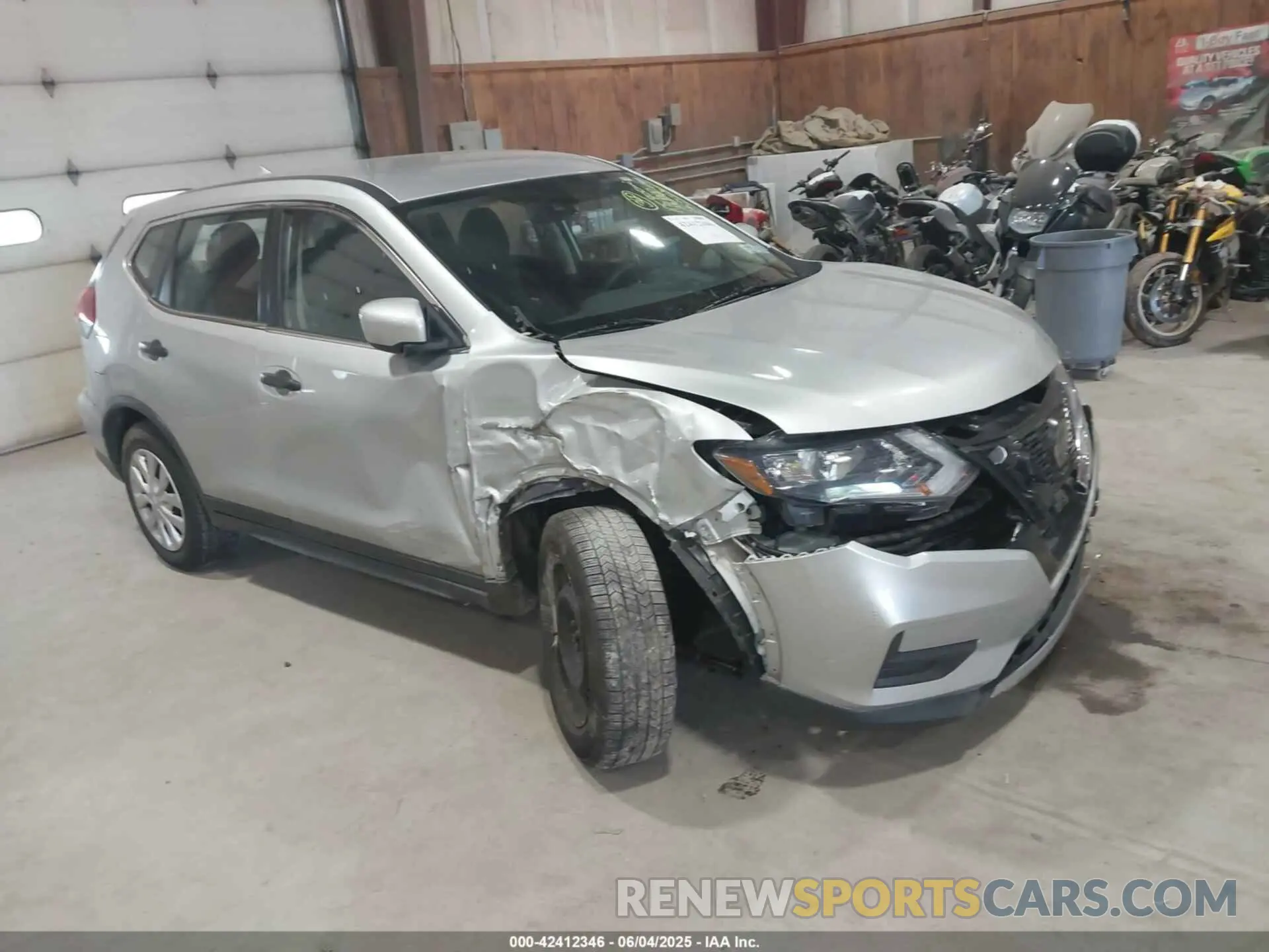1 Photograph of a damaged car KNMAT2MV8KP503931 NISSAN ROGUE 2019
