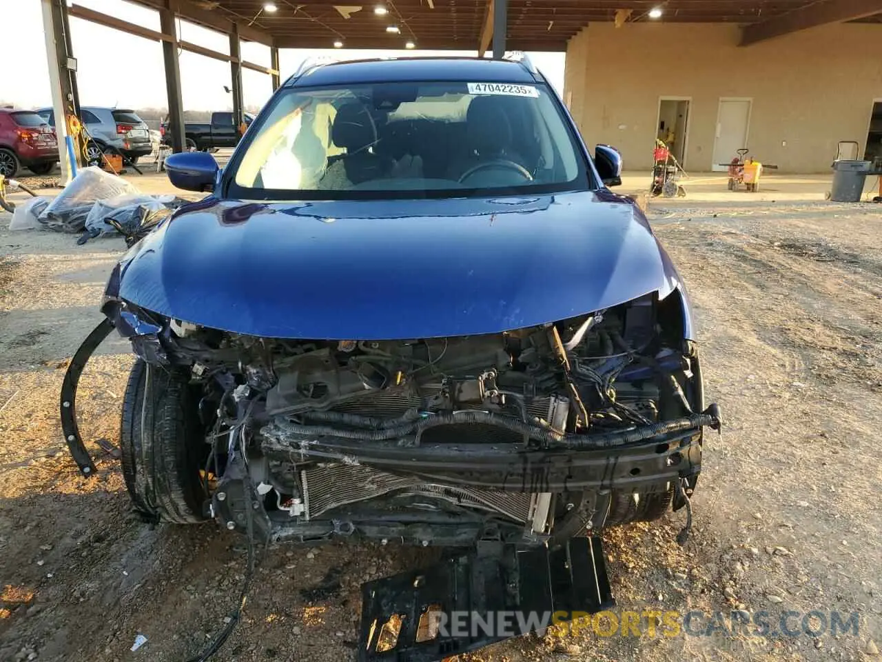 5 Photograph of a damaged car KNMAT2MV8KP525833 NISSAN ROGUE 2019