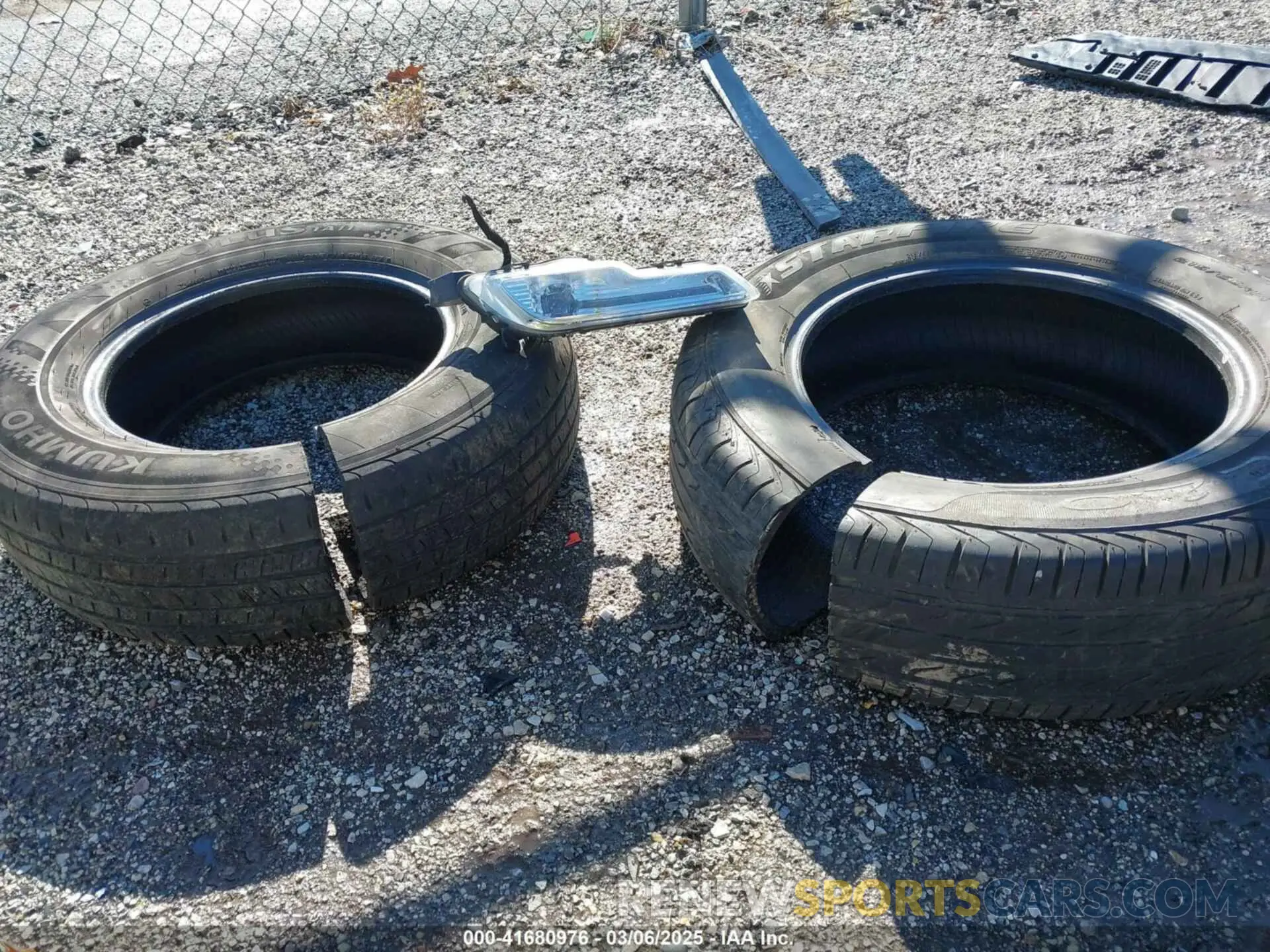 12 Photograph of a damaged car KNMAT2MV9KP528451 NISSAN ROGUE 2019