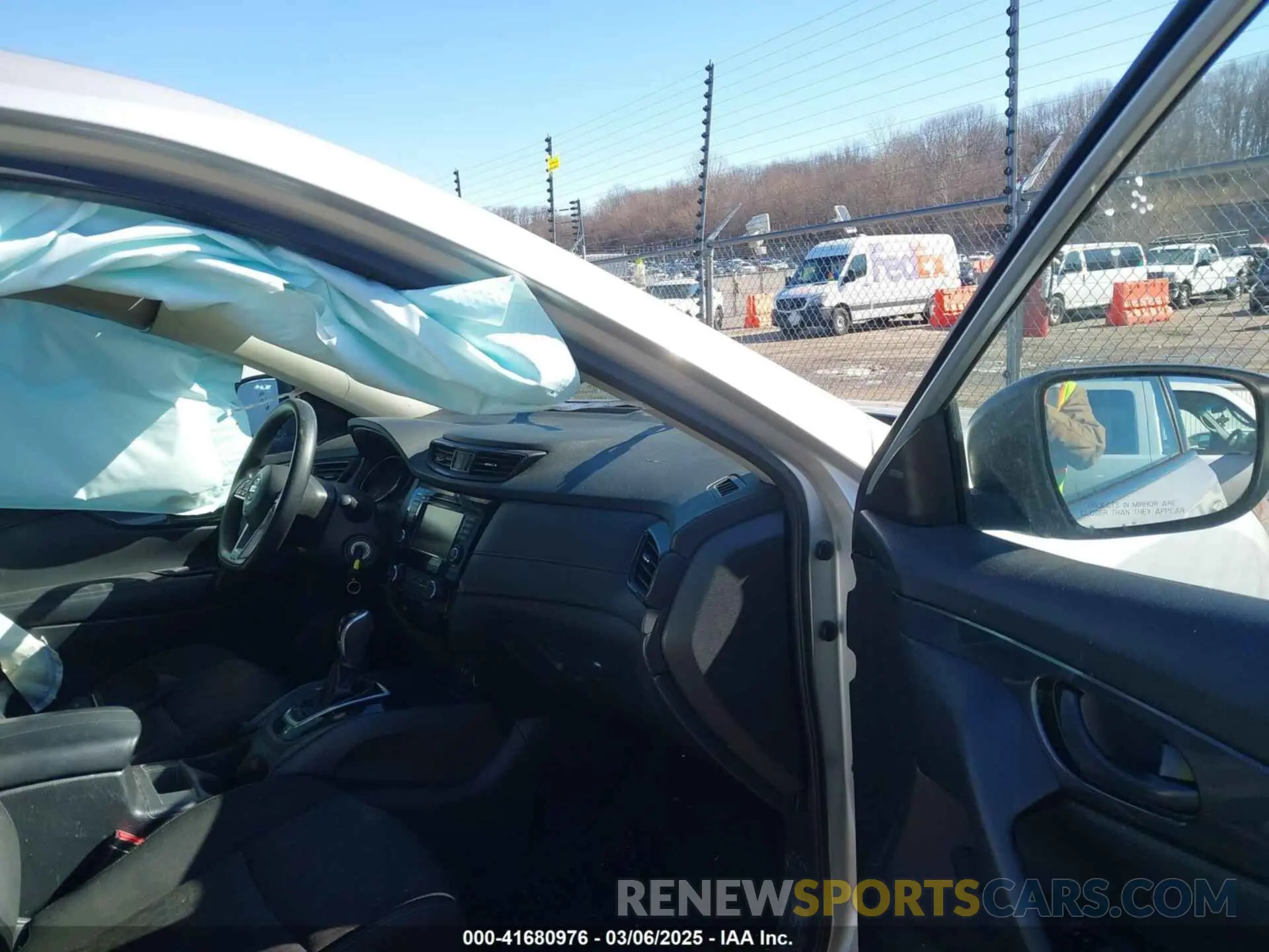 5 Photograph of a damaged car KNMAT2MV9KP528451 NISSAN ROGUE 2019