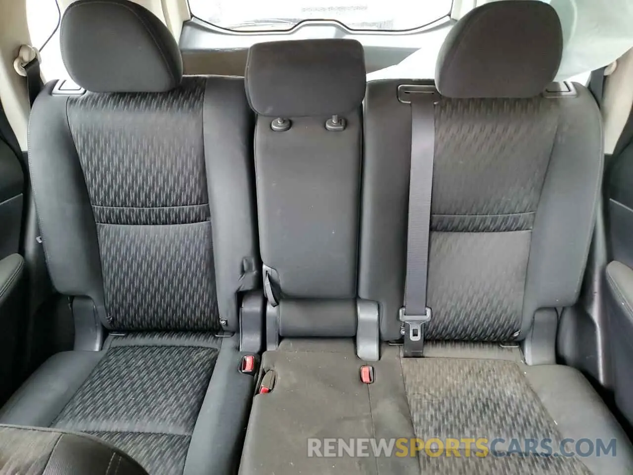 10 Photograph of a damaged car KNMAT2MV9KP542432 NISSAN ROGUE 2019