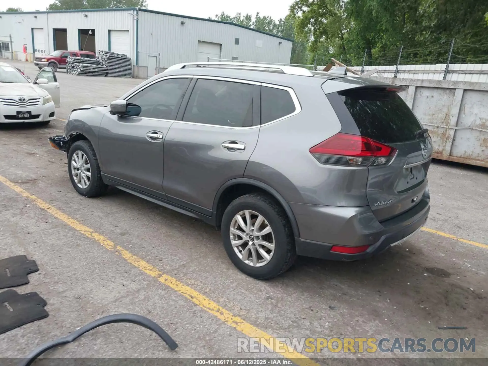 3 Photograph of a damaged car KNMAT2MVXKP500917 NISSAN ROGUE 2019