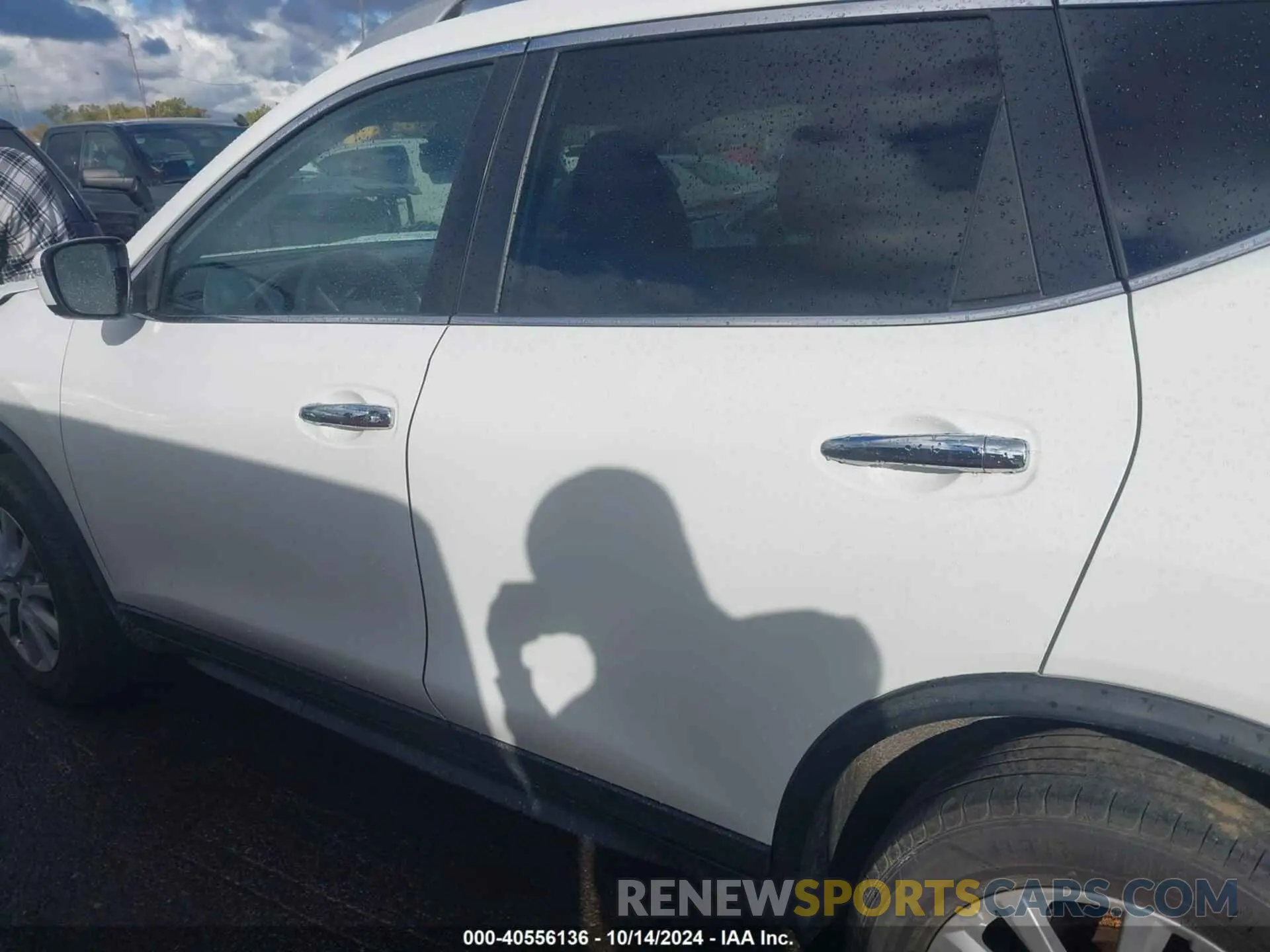 14 Photograph of a damaged car KNMAT2MVXKP528443 NISSAN ROGUE 2019