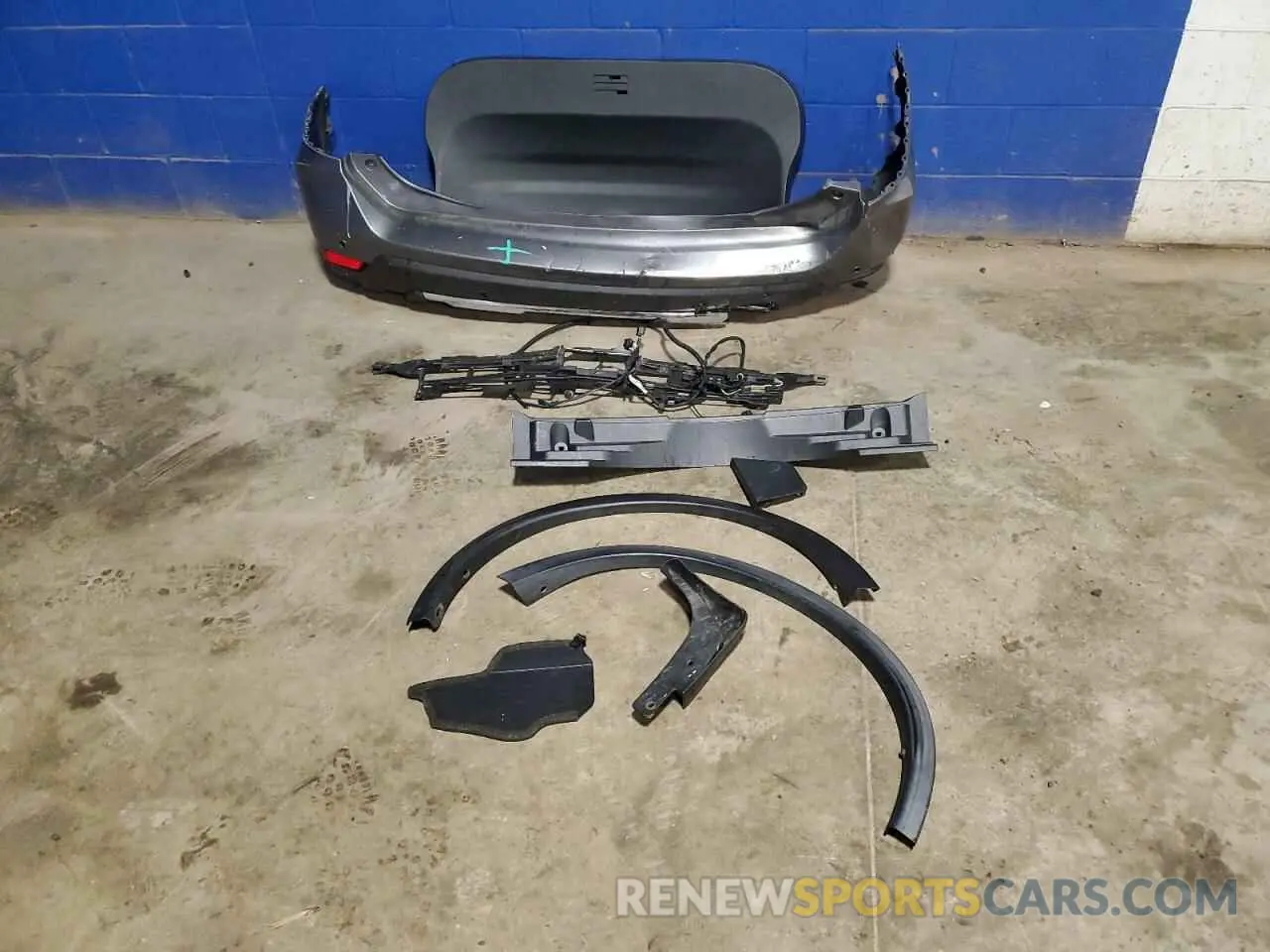 13 Photograph of a damaged car KNMAT2MVXKP541287 NISSAN ROGUE 2019