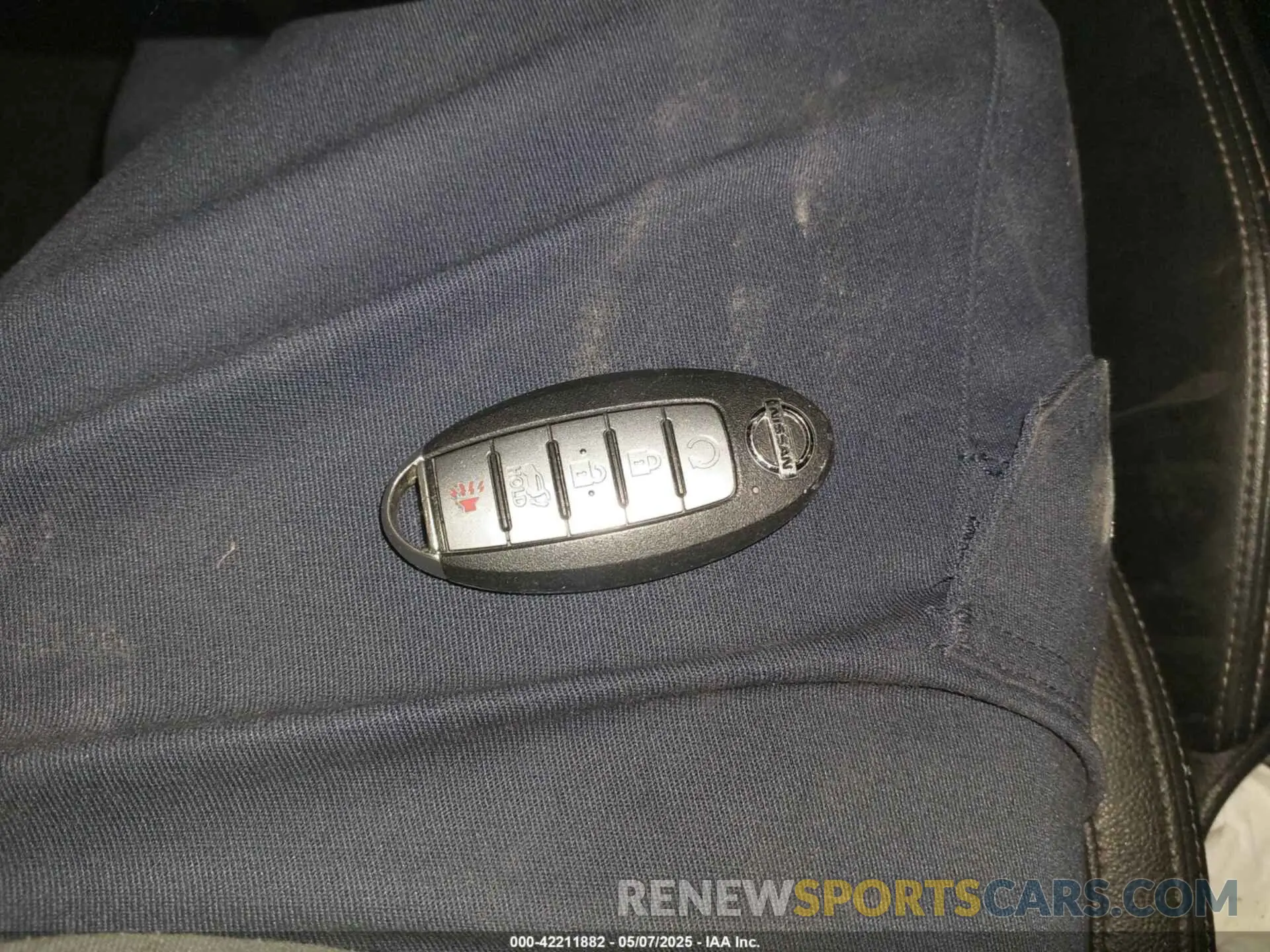 11 Photograph of a damaged car 5N1AT2MT0LC756941 NISSAN ROGUE 2020