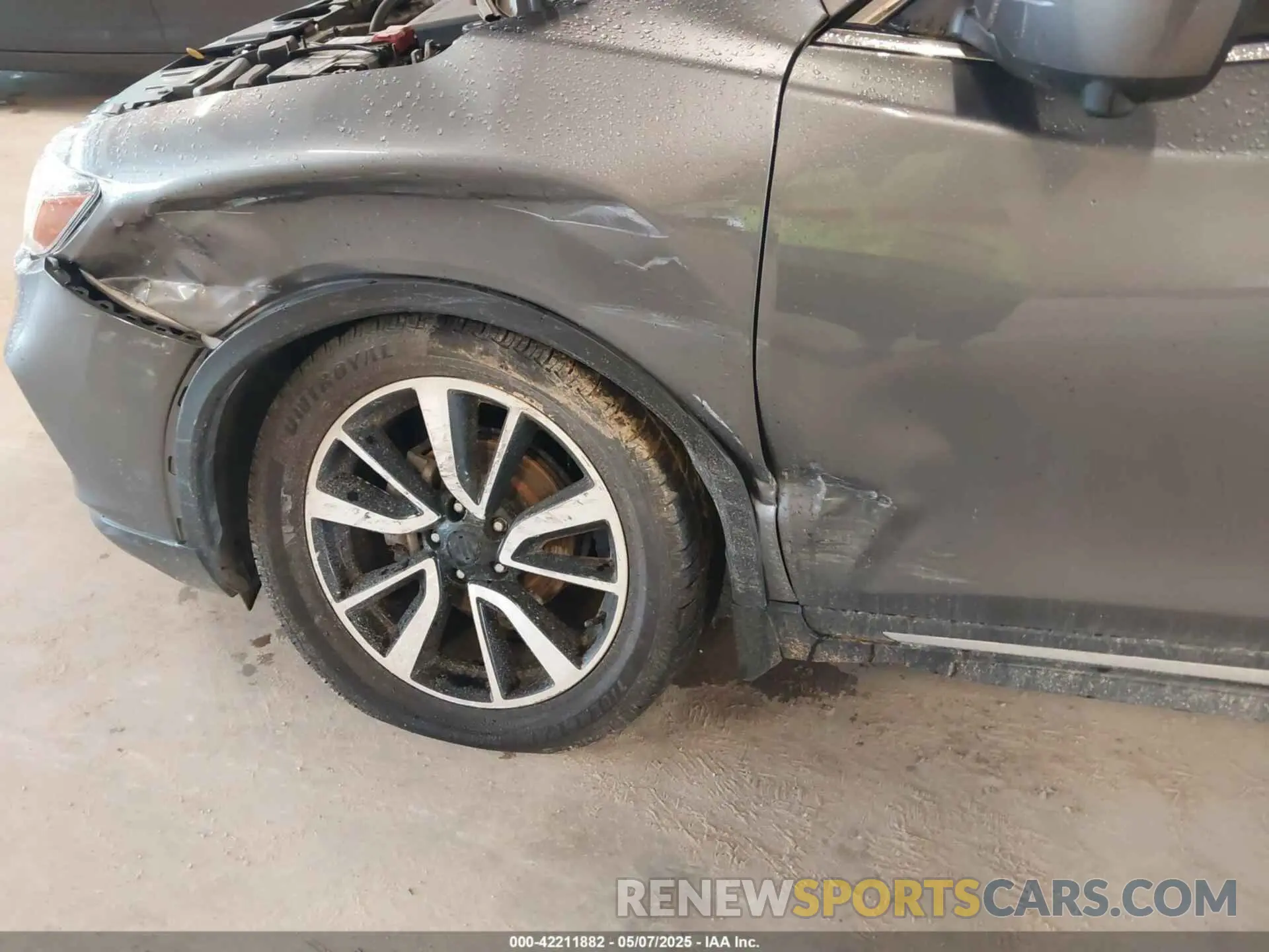 6 Photograph of a damaged car 5N1AT2MT0LC756941 NISSAN ROGUE 2020