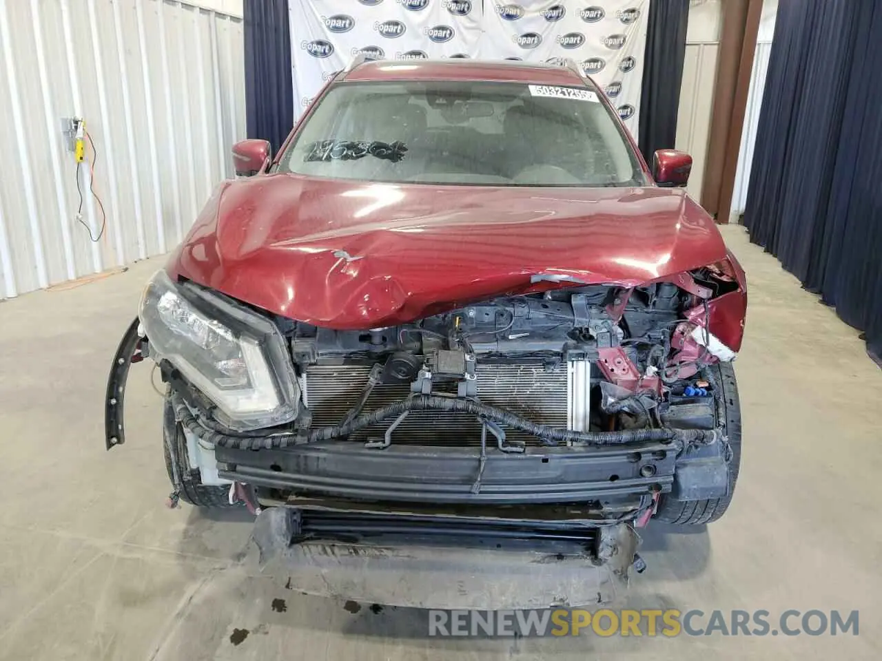 5 Photograph of a damaged car 5N1AT2MT1LC795361 NISSAN ROGUE 2020