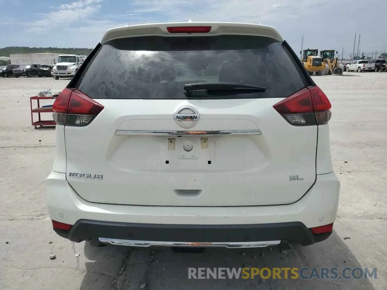 6 Photograph of a damaged car 5N1AT2MT2LC769769 NISSAN ROGUE 2020
