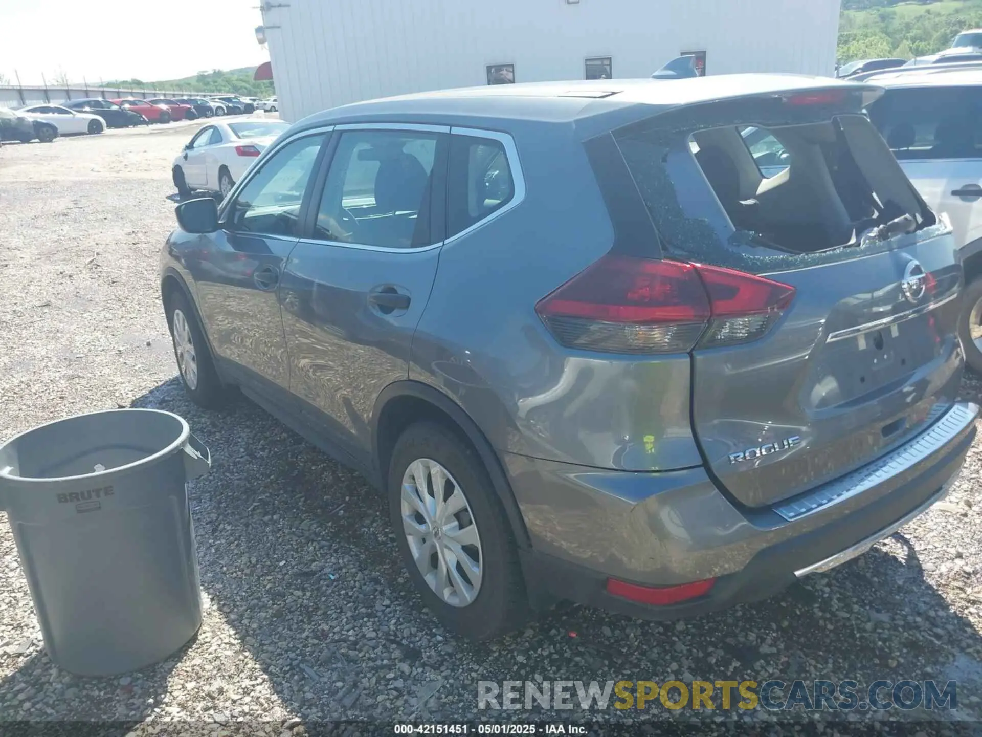 3 Photograph of a damaged car 5N1AT2MT2LC799578 NISSAN ROGUE 2020