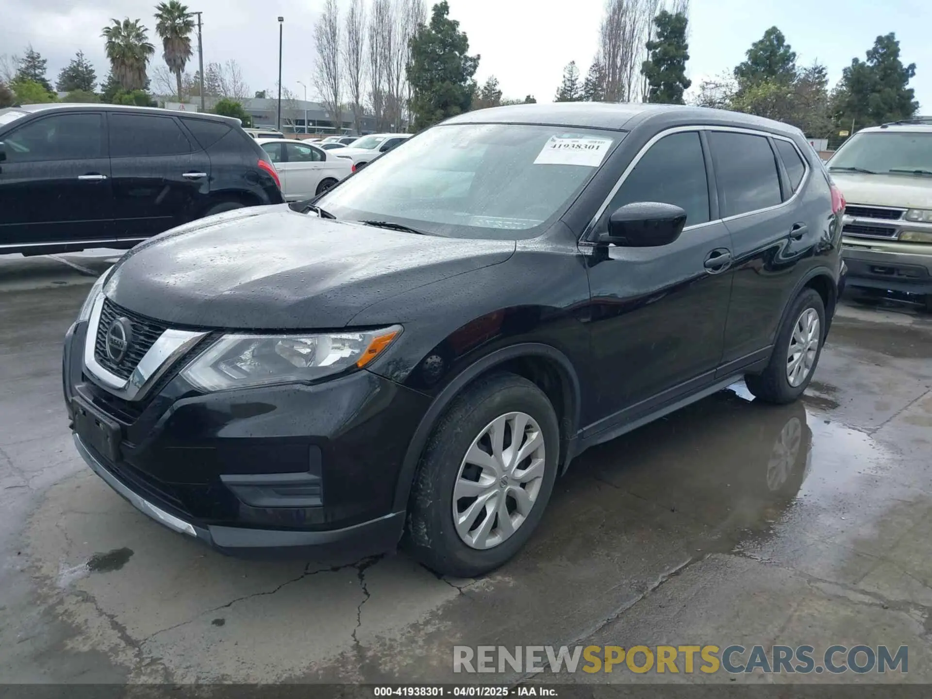 2 Photograph of a damaged car 5N1AT2MT2LC815861 NISSAN ROGUE 2020