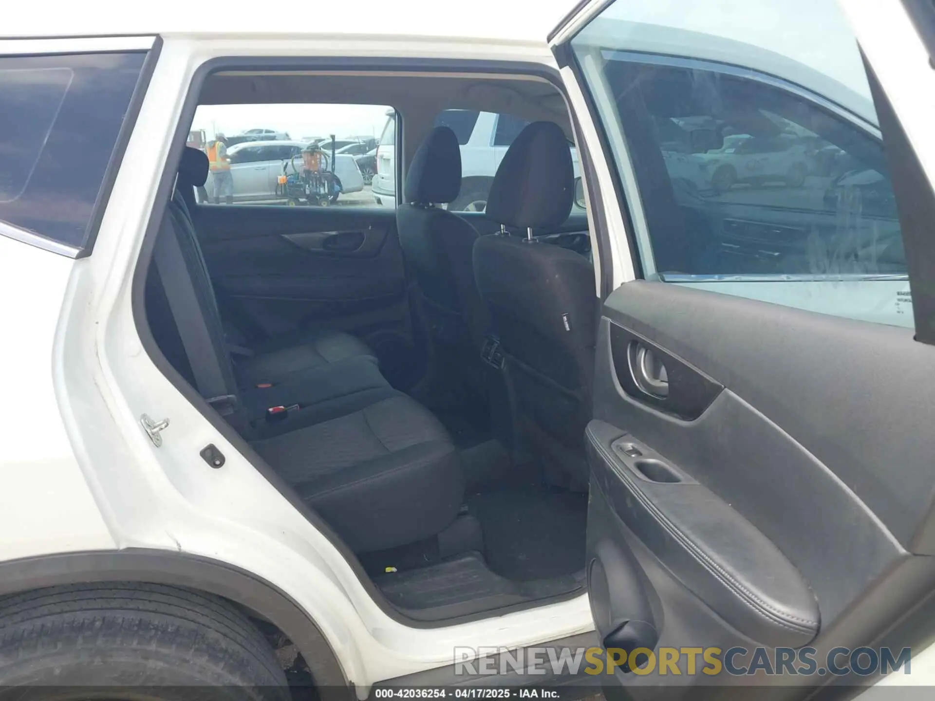 8 Фотография поврежденного автомобиля 5N1AT2MT3LC723299 NISSAN ROGUE 2020