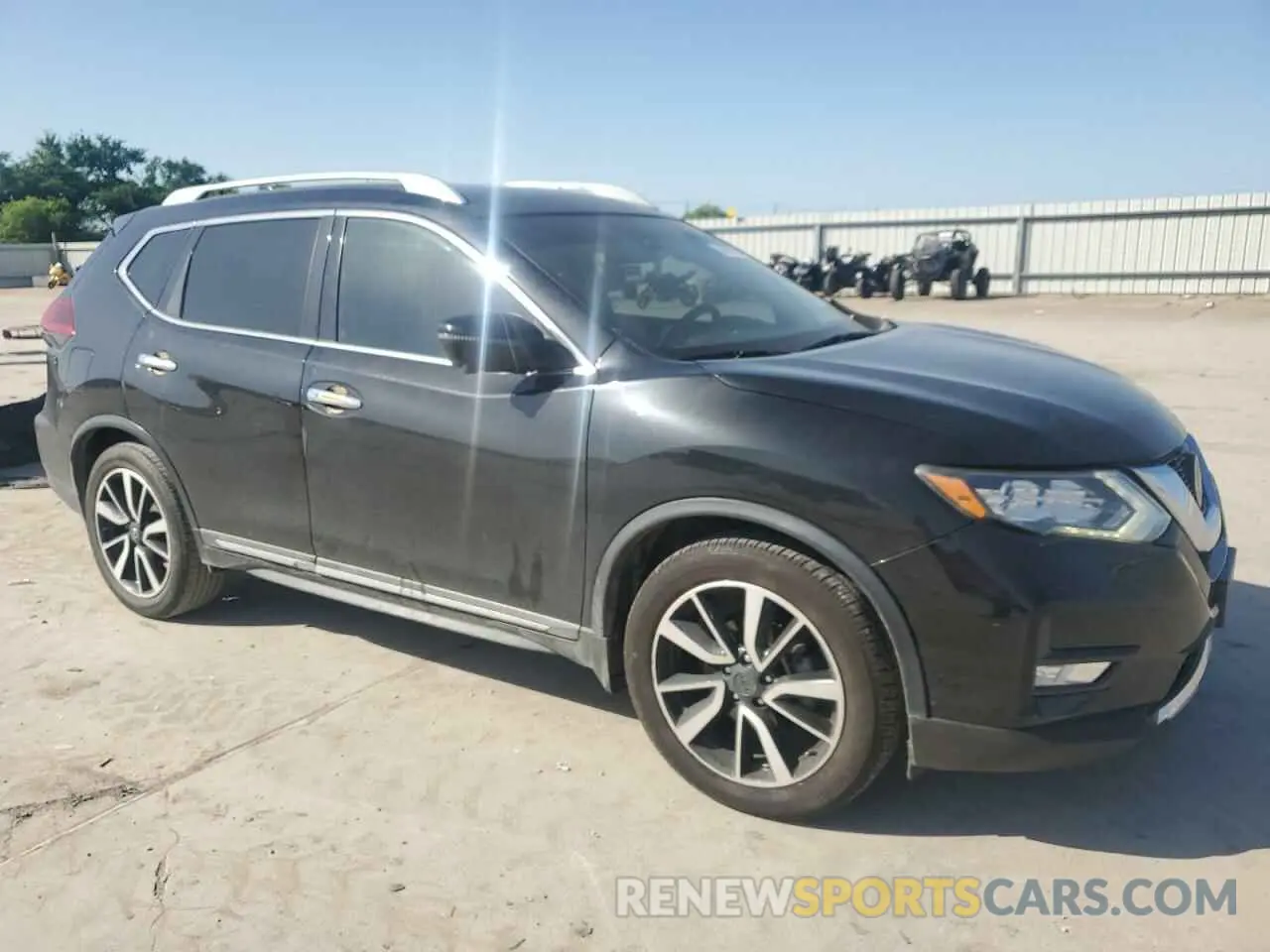 4 Photograph of a damaged car 5N1AT2MT4LC719360 NISSAN ROGUE 2020