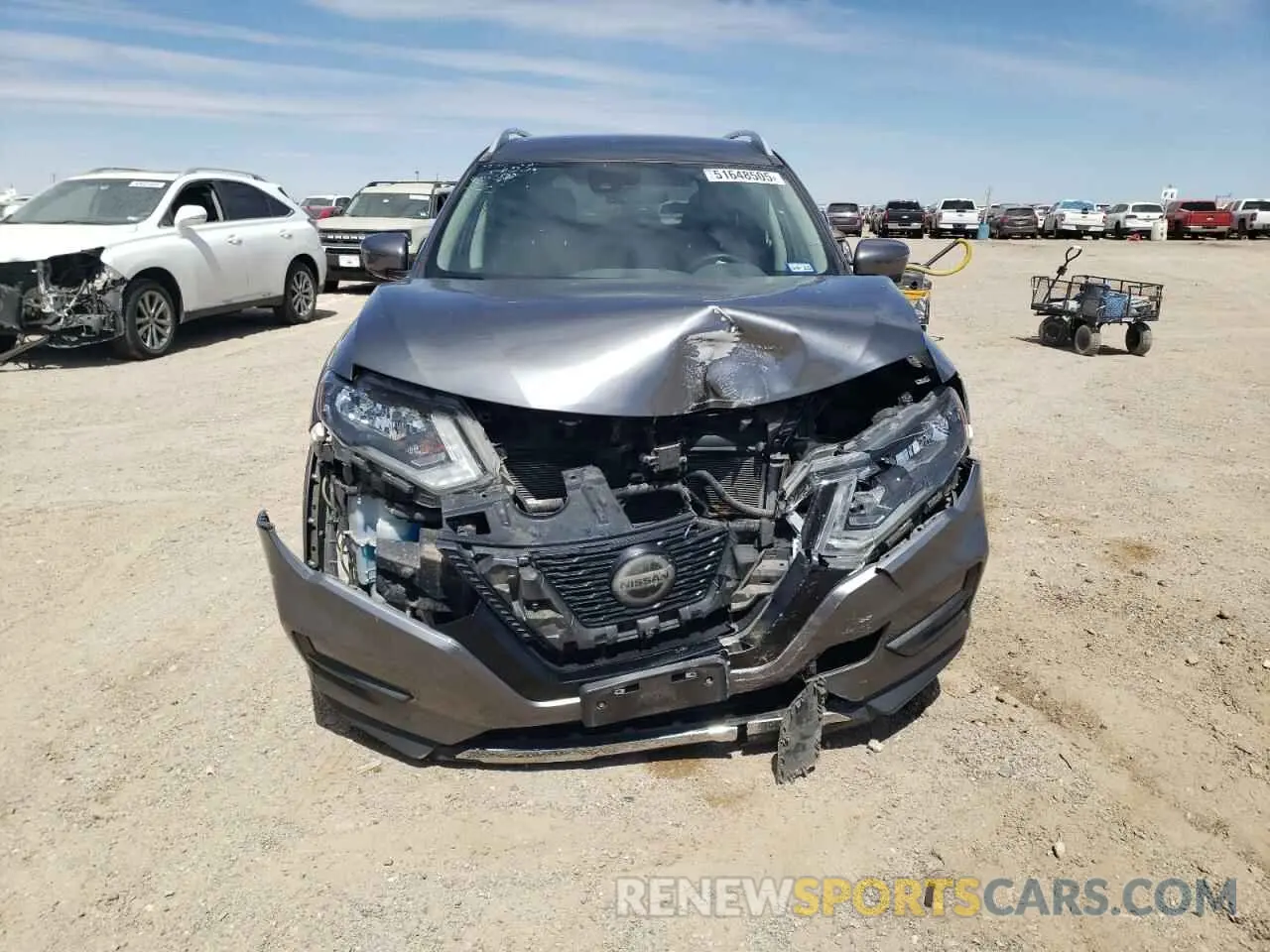 5 Photograph of a damaged car 5N1AT2MT4LC725322 NISSAN ROGUE 2020