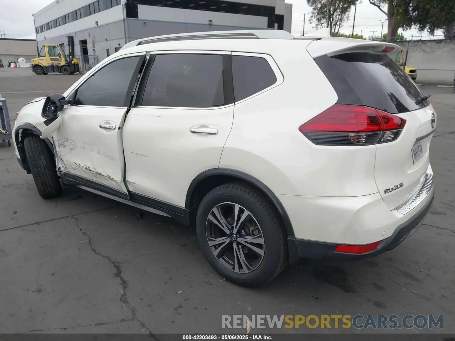 3 Фотография поврежденного автомобиля 5N1AT2MT4LC792857 NISSAN ROGUE 2020