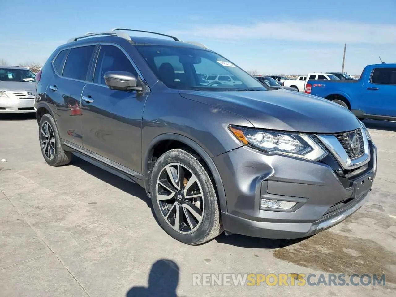 4 Photograph of a damaged car 5N1AT2MT5LC702499 NISSAN ROGUE 2020