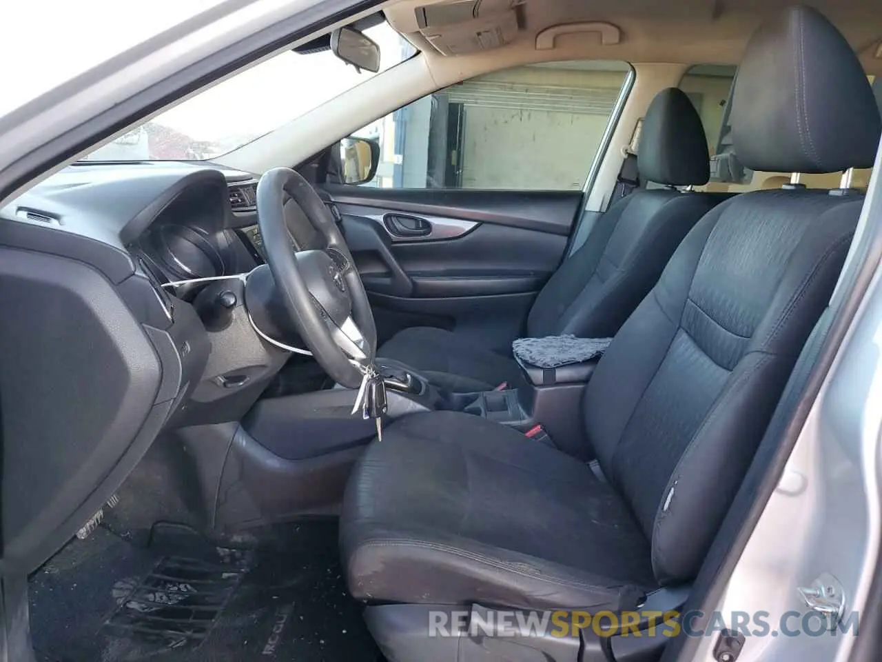 7 Photograph of a damaged car 5N1AT2MT5LC805616 NISSAN ROGUE 2020