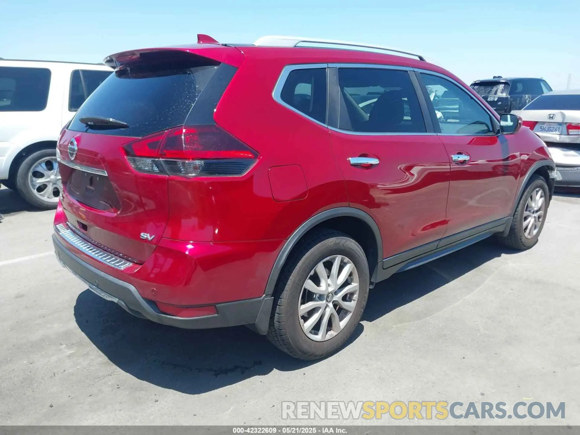 4 Photograph of a damaged car 5N1AT2MT6LC734328 NISSAN ROGUE 2020