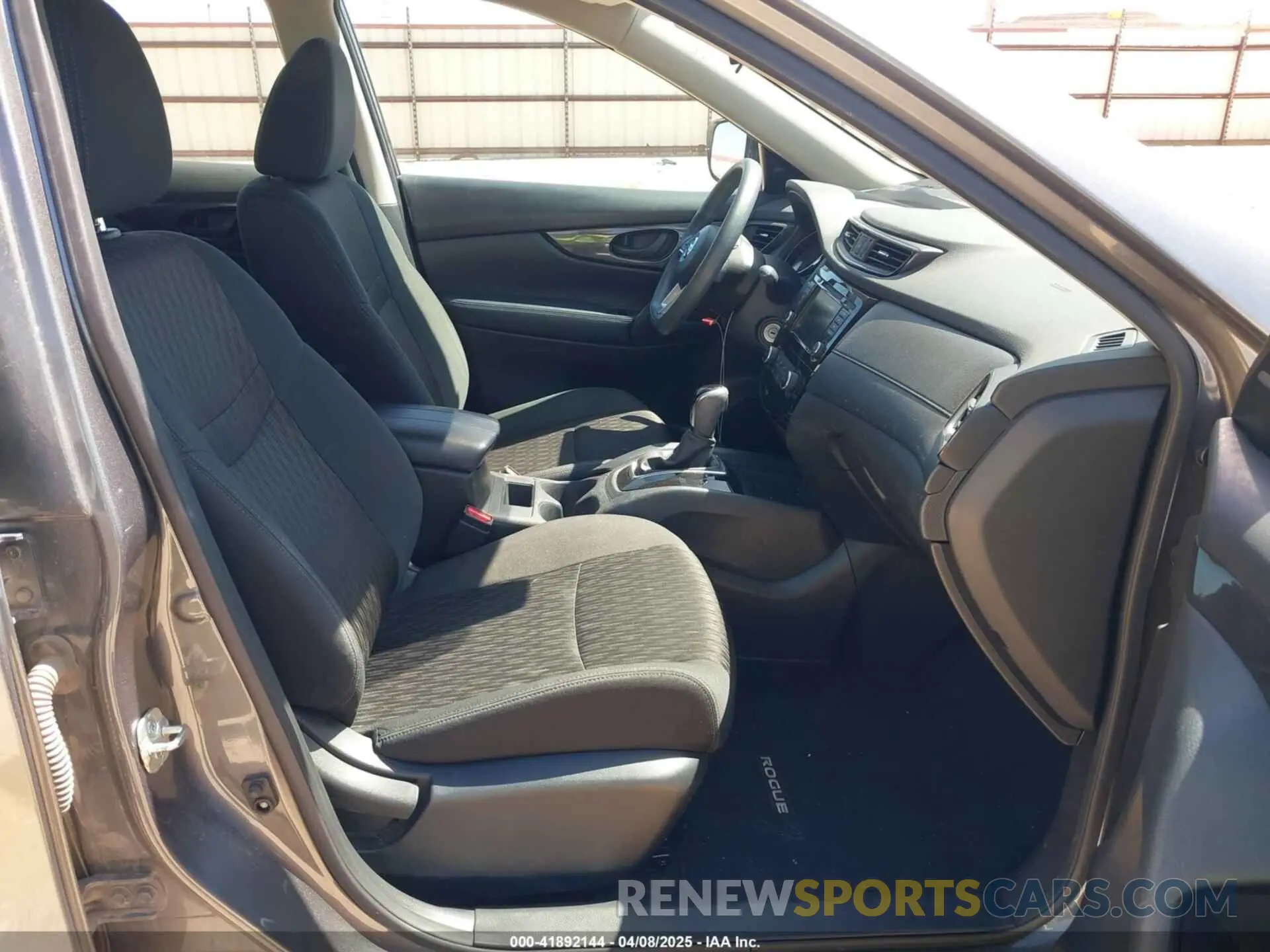 5 Фотография поврежденного автомобиля 5N1AT2MT6LC810937 NISSAN ROGUE 2020