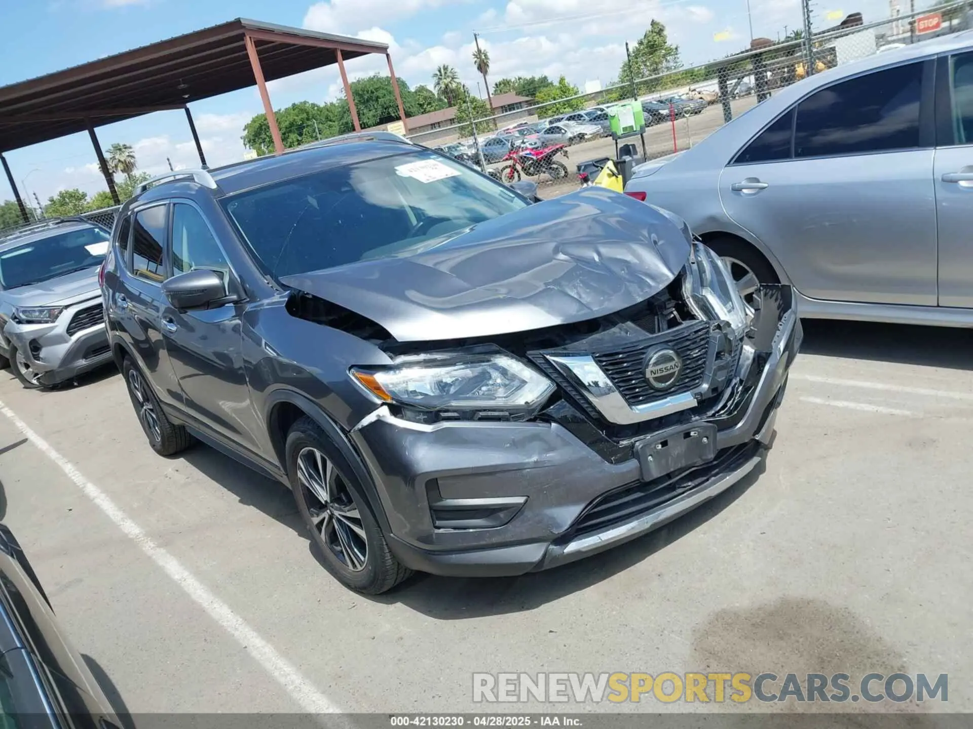 1 Фотография поврежденного автомобиля 5N1AT2MT7LC723290 NISSAN ROGUE 2020