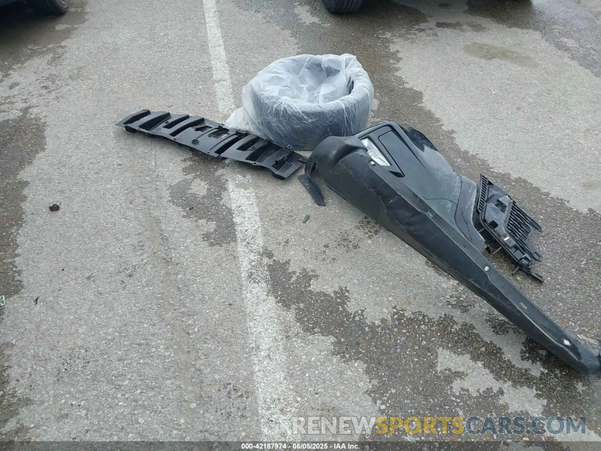 12 Photograph of a damaged car 5N1AT2MT7LC755818 NISSAN ROGUE 2020