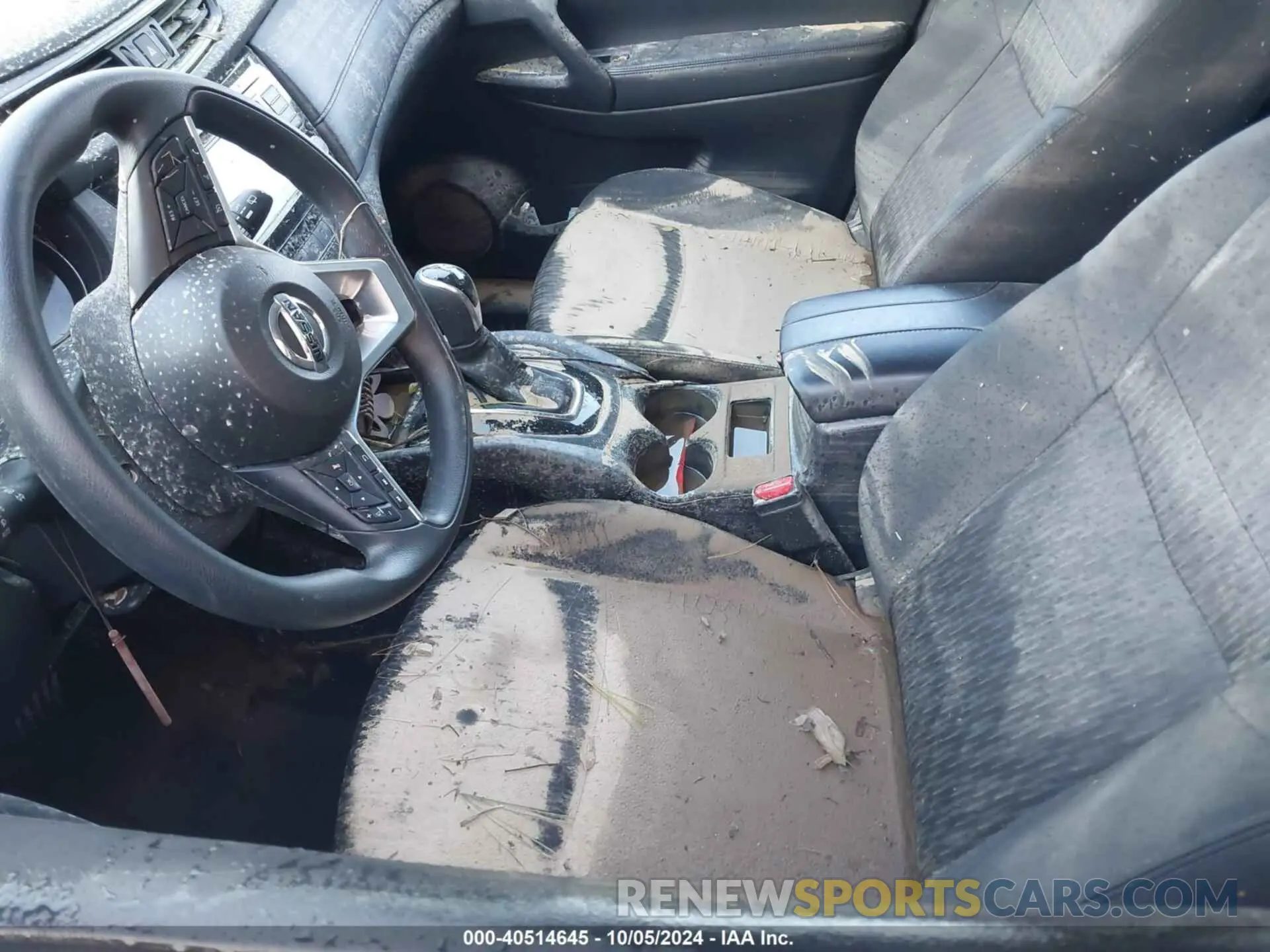 6 Photograph of a damaged car 5N1AT2MT7LC778824 NISSAN ROGUE 2020