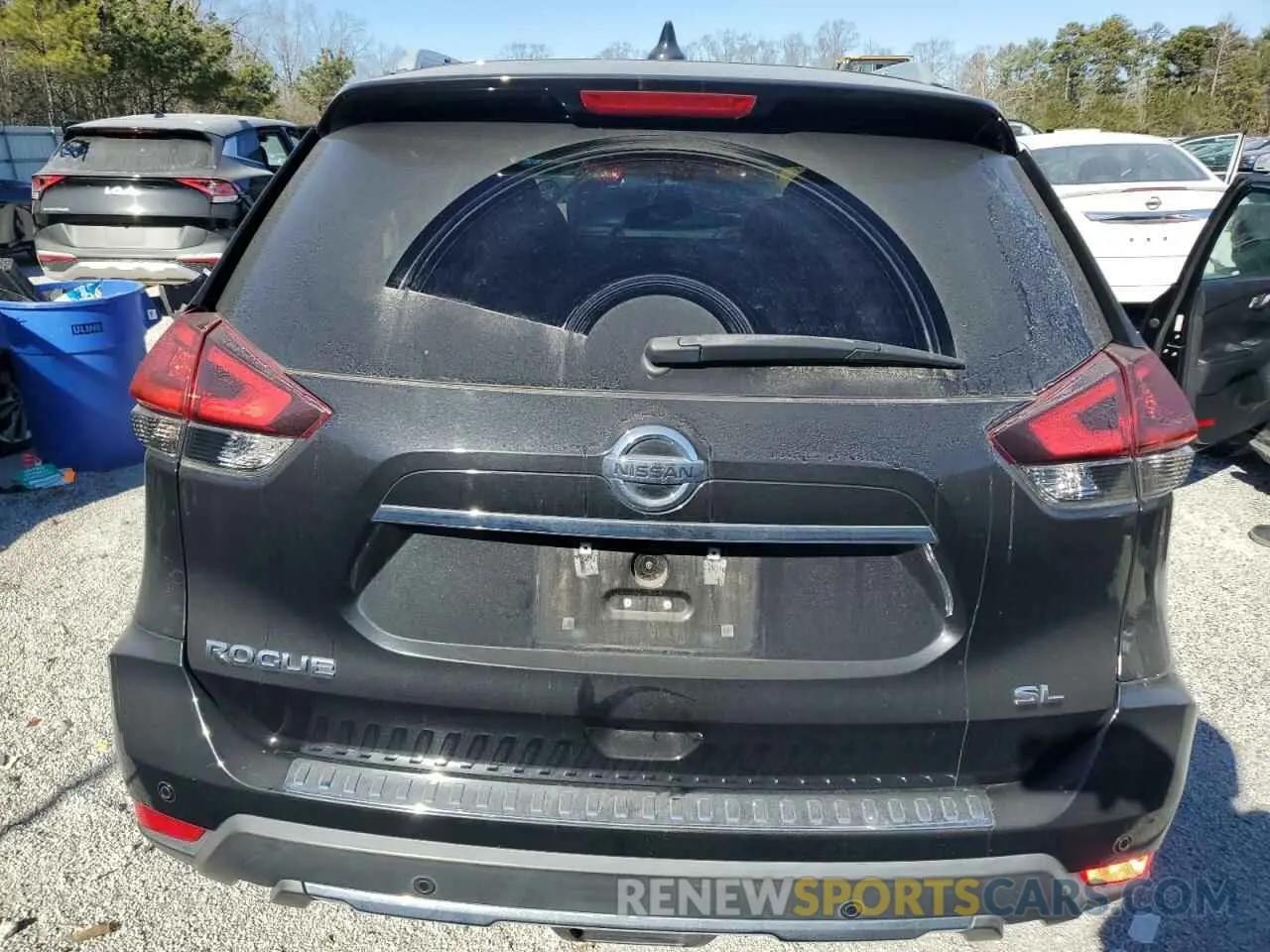 6 Photograph of a damaged car 5N1AT2MT8LC701475 NISSAN ROGUE 2020