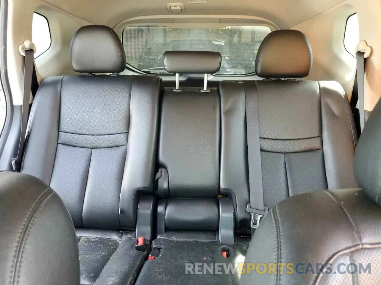 10 Photograph of a damaged car 5N1AT2MTXLC717354 NISSAN ROGUE 2020