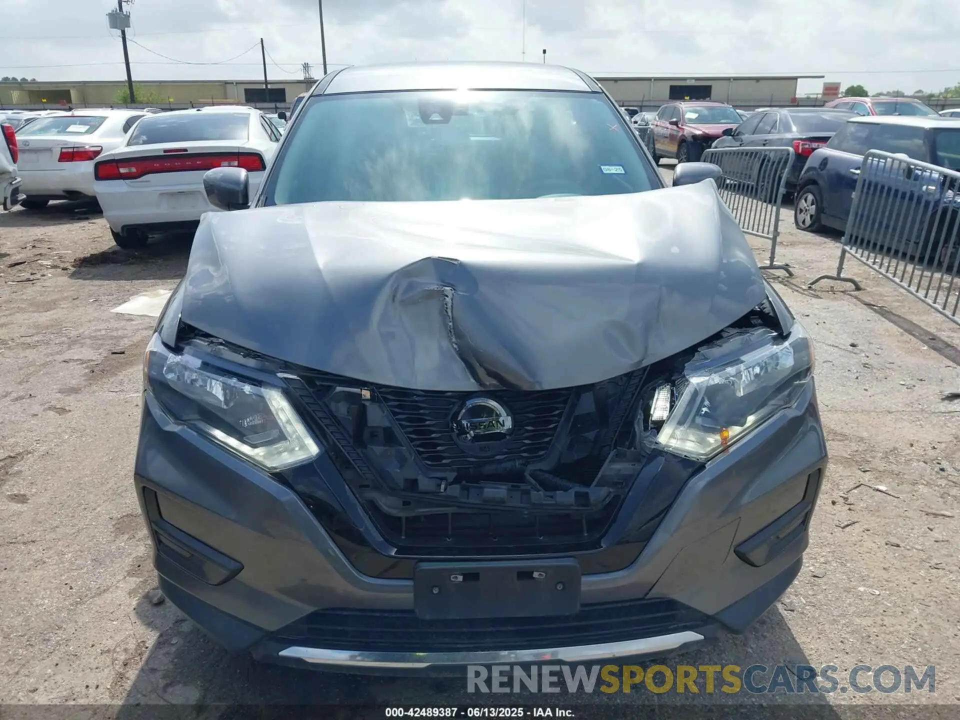 12 Photograph of a damaged car 5N1AT2MTXLC730007 NISSAN ROGUE 2020