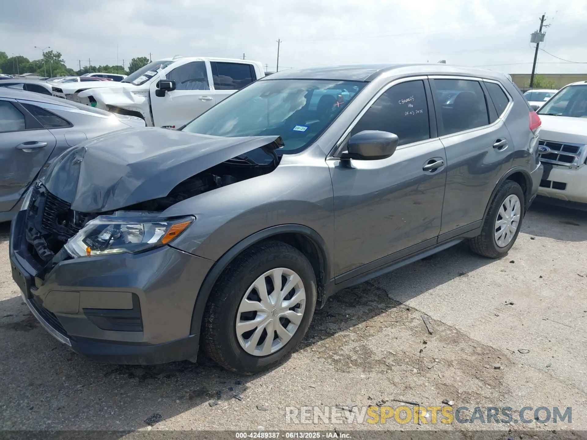 2 Photograph of a damaged car 5N1AT2MTXLC730007 NISSAN ROGUE 2020