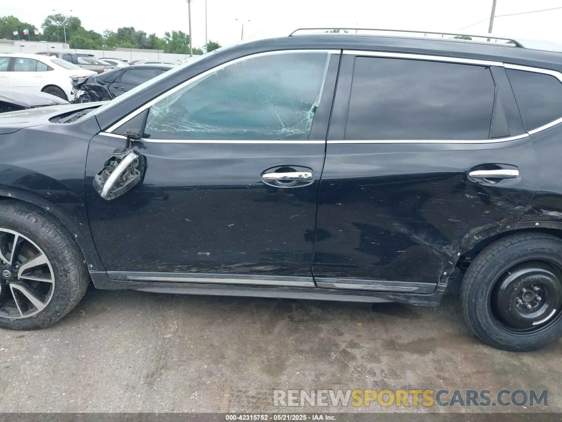 14 Photograph of a damaged car 5N1AT2MTXLC738768 NISSAN ROGUE 2020