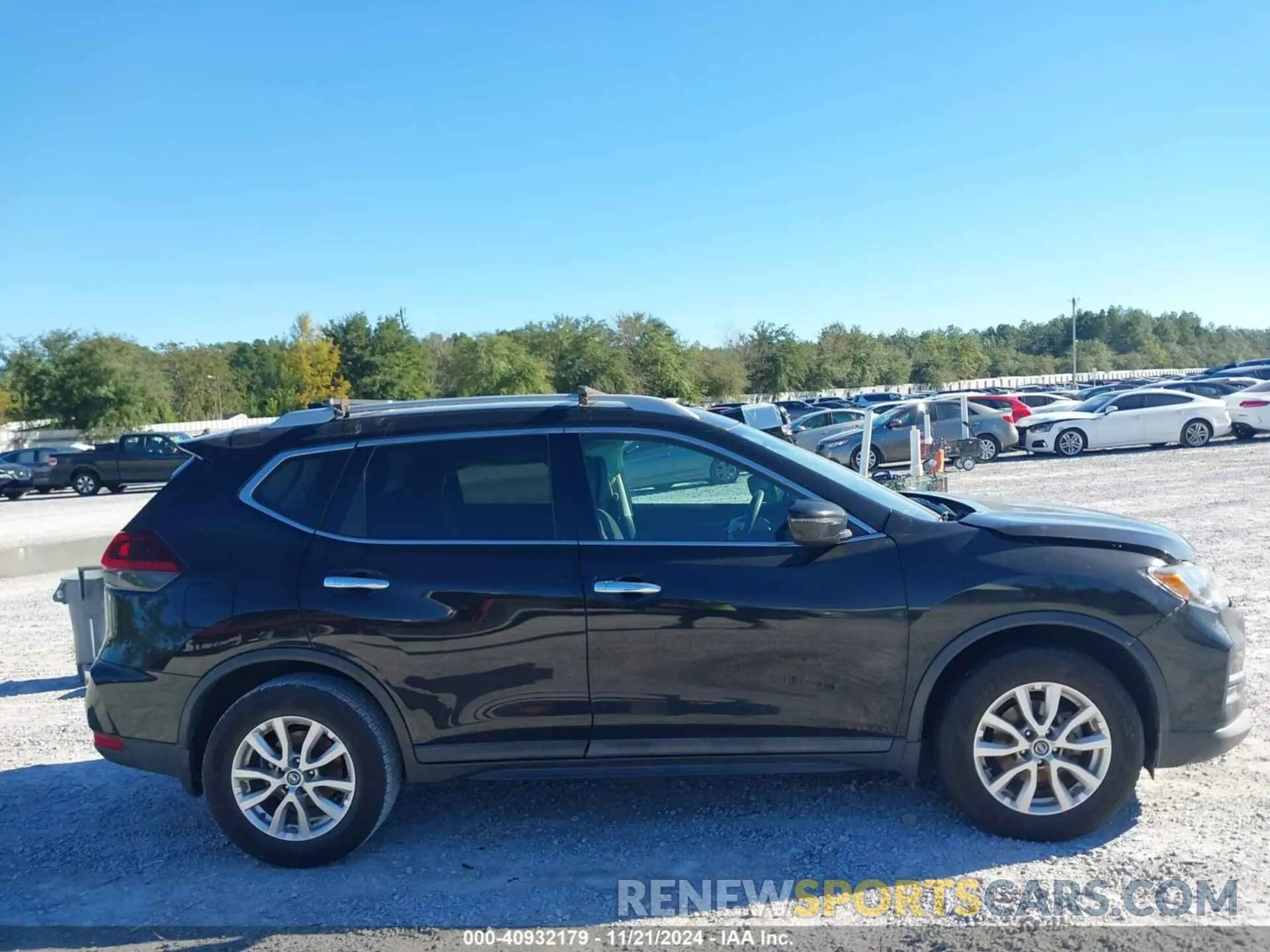 13 Photograph of a damaged car 5N1AT2MTXLC752654 NISSAN ROGUE 2020