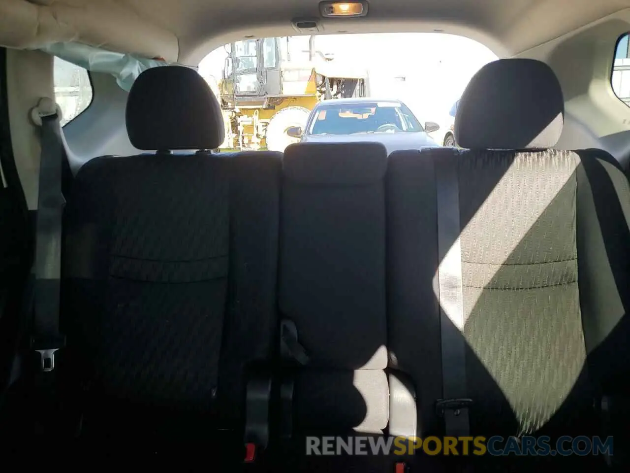 10 Photograph of a damaged car 5N1AT2MTXLC761130 NISSAN ROGUE 2020