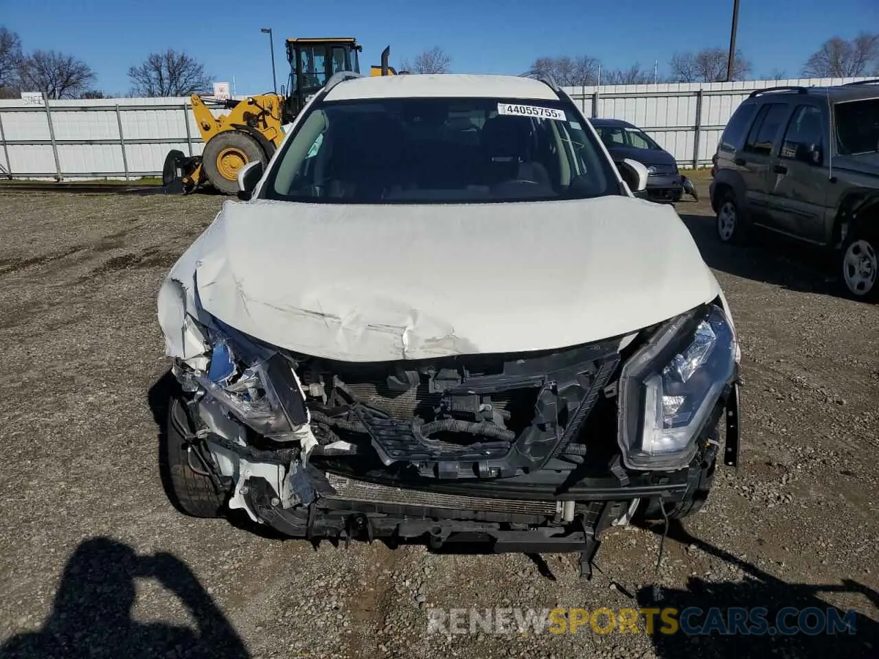 5 Photograph of a damaged car 5N1AT2MTXLC761130 NISSAN ROGUE 2020