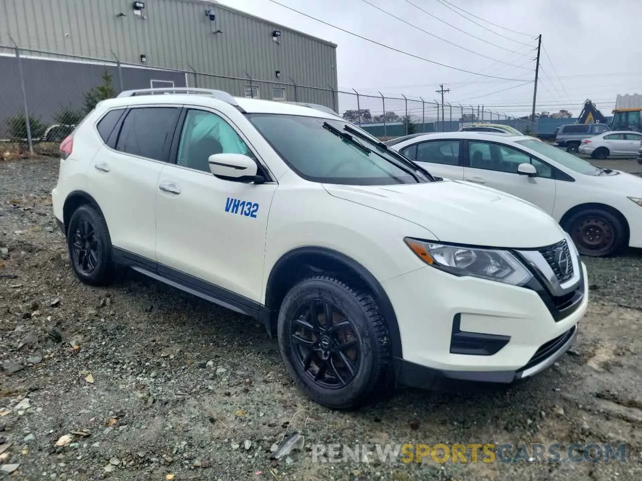 4 Photograph of a damaged car 5N1AT2MV0LC739462 NISSAN ROGUE 2020