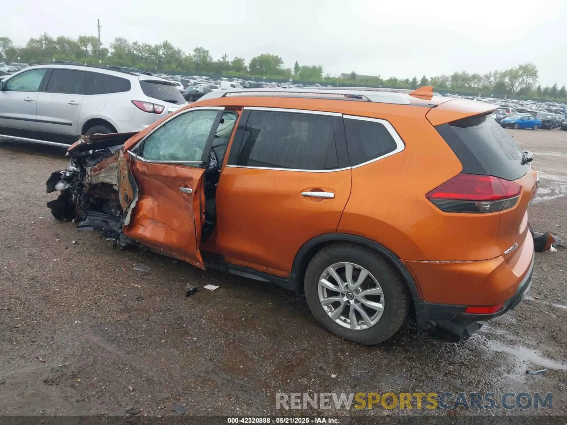 3 Photograph of a damaged car 5N1AT2MV0LC750106 NISSAN ROGUE 2020