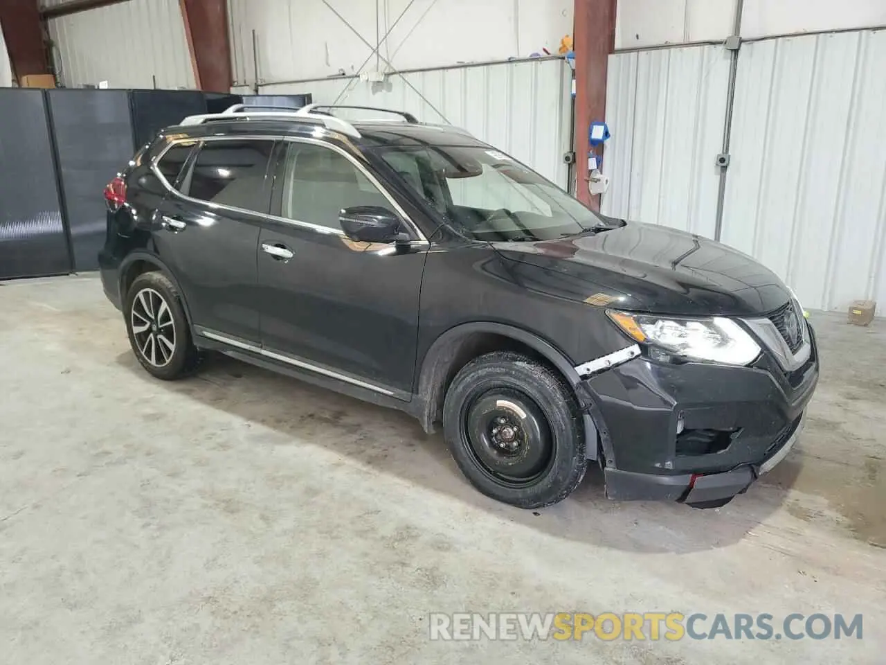 4 Photograph of a damaged car 5N1AT2MV1LC771725 NISSAN ROGUE 2020