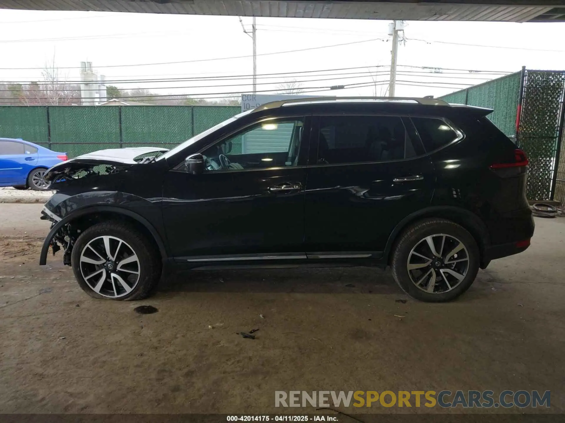 15 Photograph of a damaged car 5N1AT2MV2LC726485 NISSAN ROGUE 2020