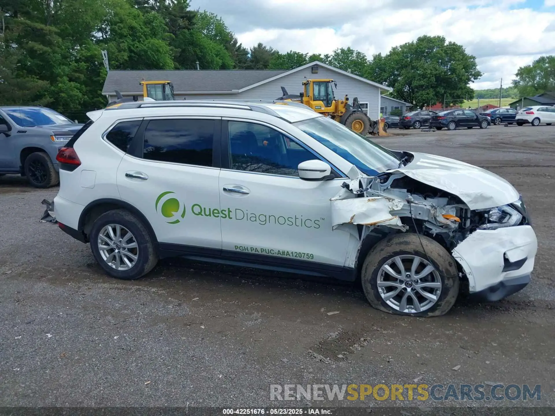 13 Photograph of a damaged car 5N1AT2MV2LC796181 NISSAN ROGUE 2020