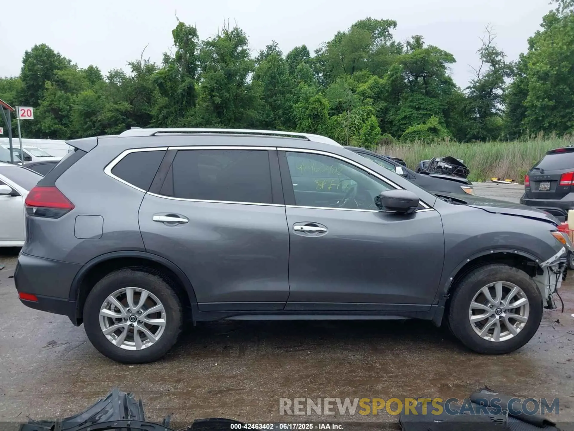 13 Photograph of a damaged car 5N1AT2MV3LC700865 NISSAN ROGUE 2020