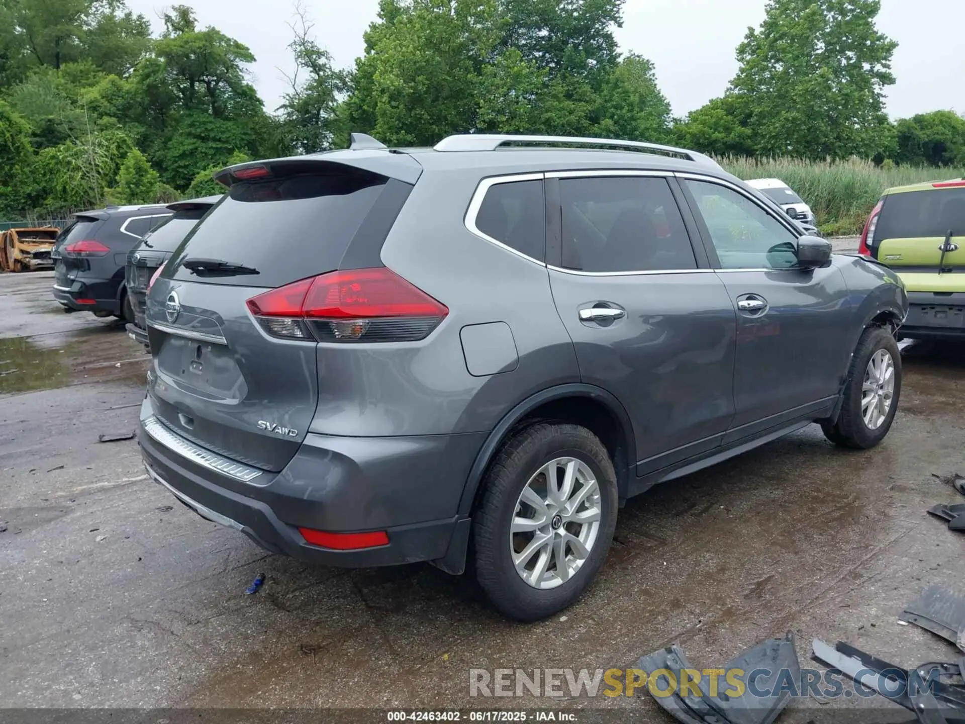 4 Photograph of a damaged car 5N1AT2MV3LC700865 NISSAN ROGUE 2020