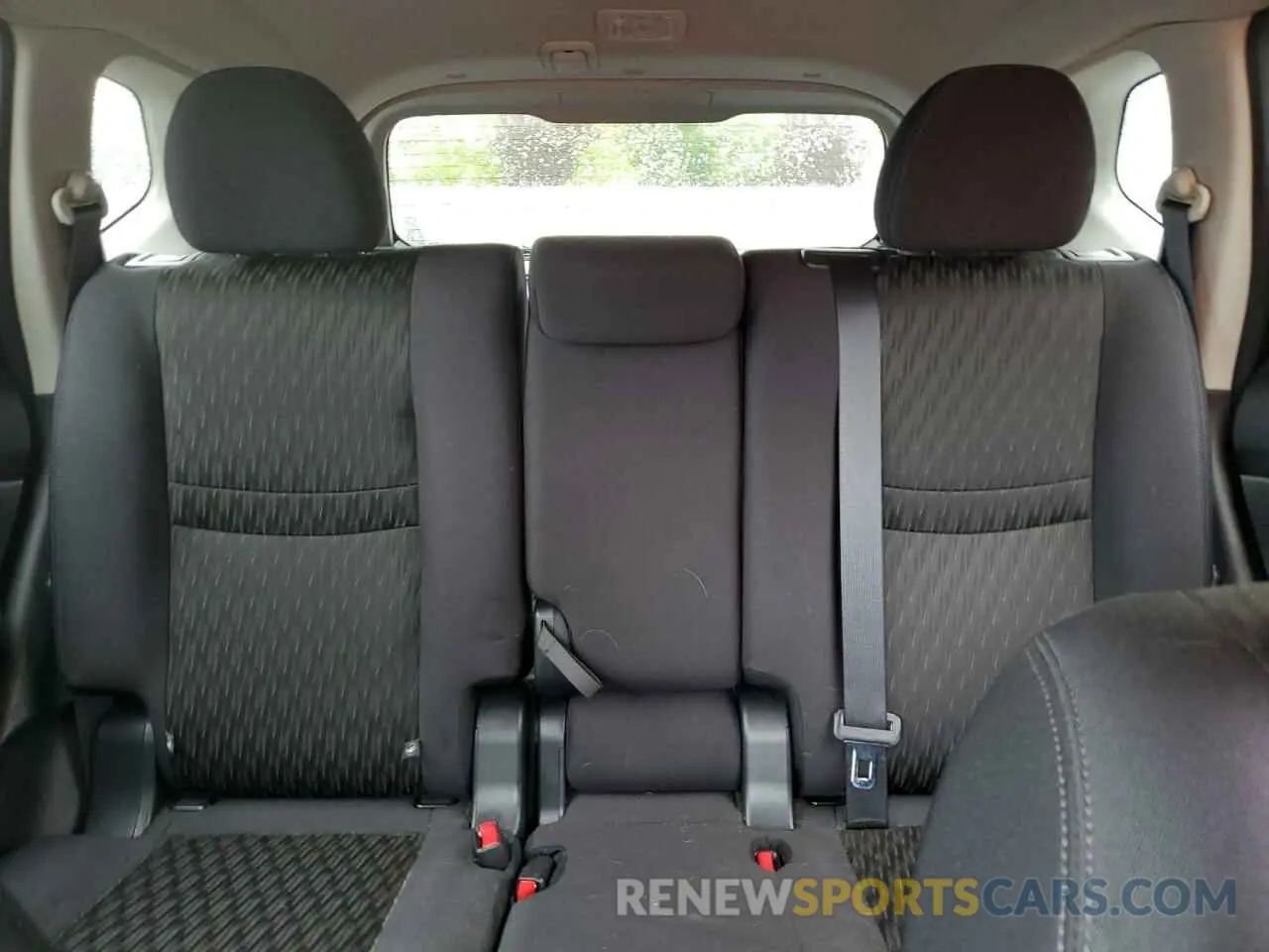 10 Photograph of a damaged car 5N1AT2MV3LC739441 NISSAN ROGUE 2020