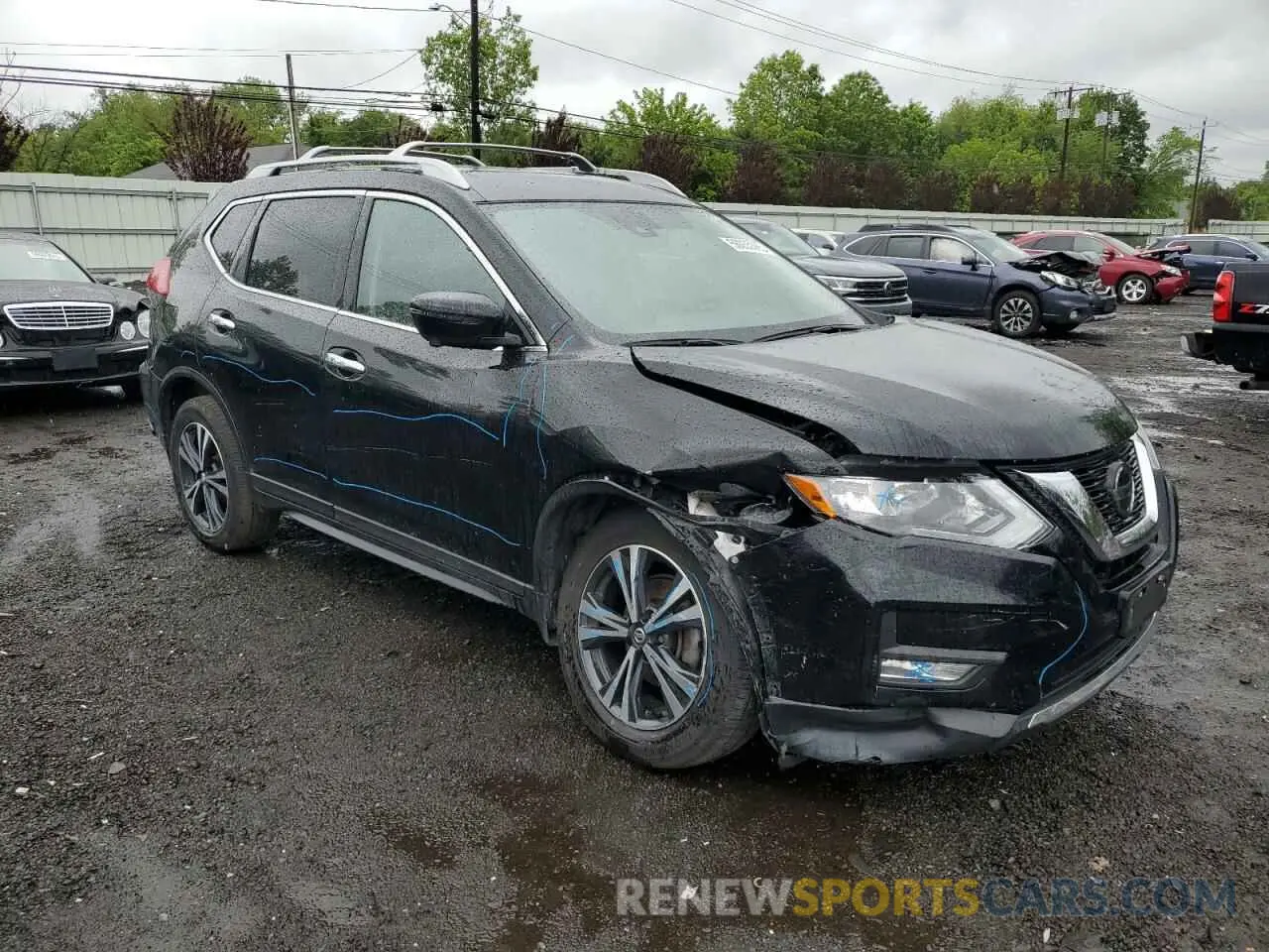 4 Photograph of a damaged car 5N1AT2MV3LC739441 NISSAN ROGUE 2020