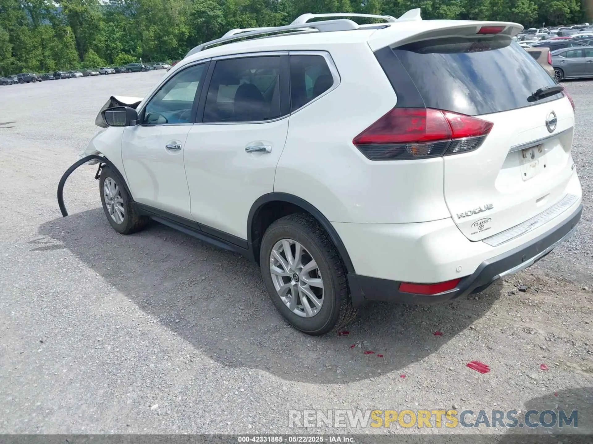 3 Photograph of a damaged car 5N1AT2MV3LC781124 NISSAN ROGUE 2020