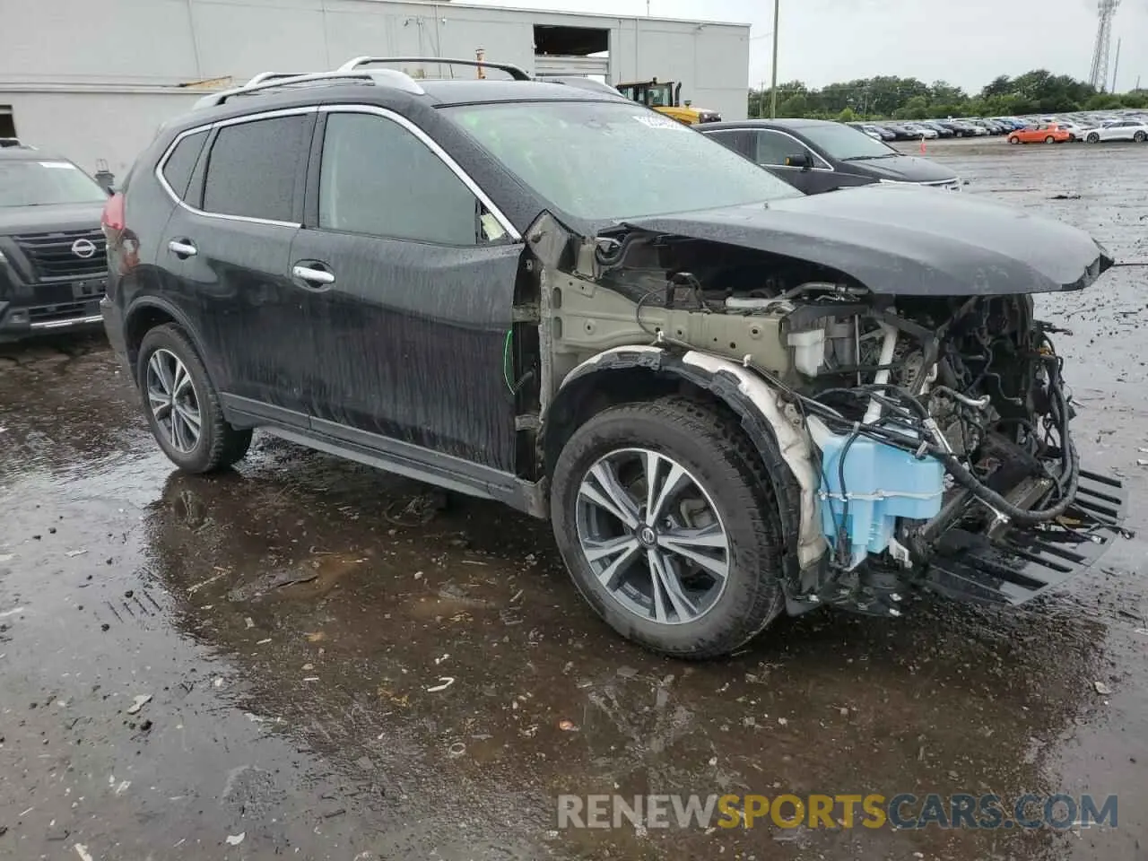 4 Photograph of a damaged car 5N1AT2MV5LC738386 NISSAN ROGUE 2020