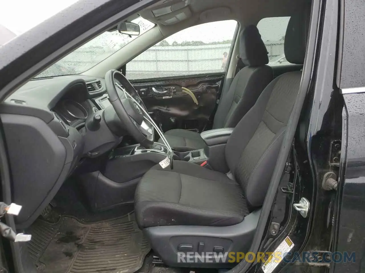 7 Photograph of a damaged car 5N1AT2MV5LC738386 NISSAN ROGUE 2020