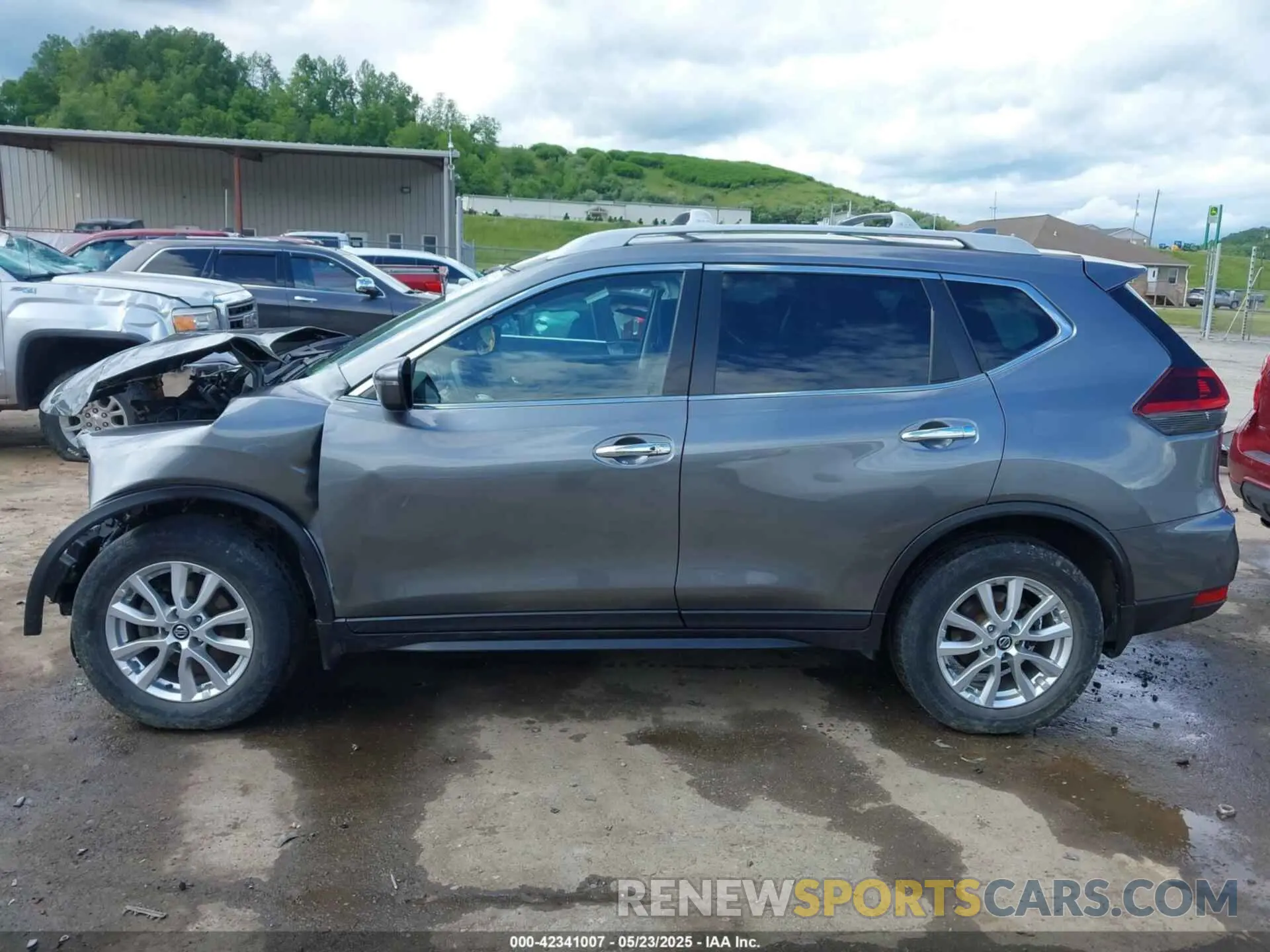 14 Photograph of a damaged car 5N1AT2MV5LC748688 NISSAN ROGUE 2020