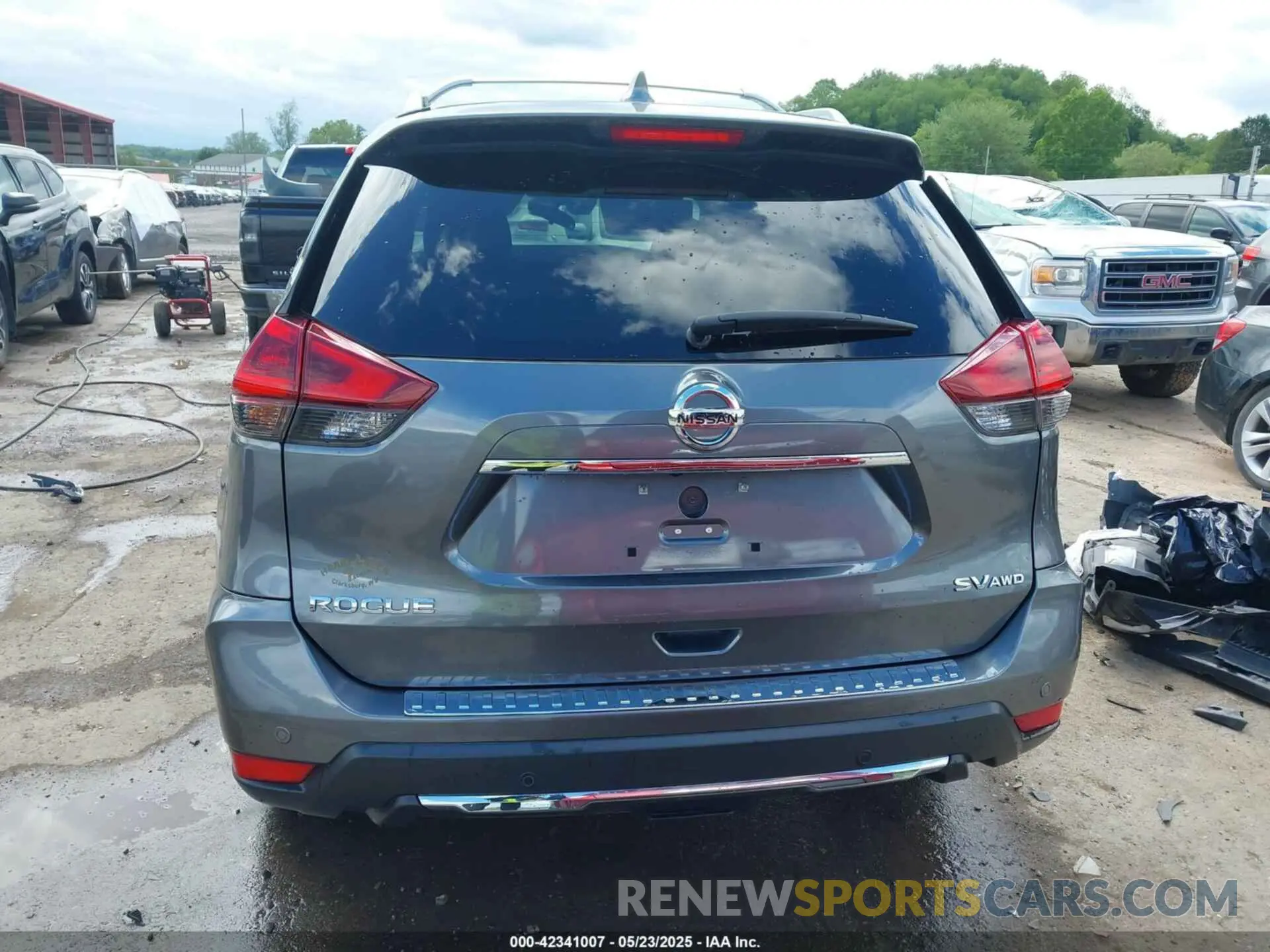 16 Photograph of a damaged car 5N1AT2MV5LC748688 NISSAN ROGUE 2020