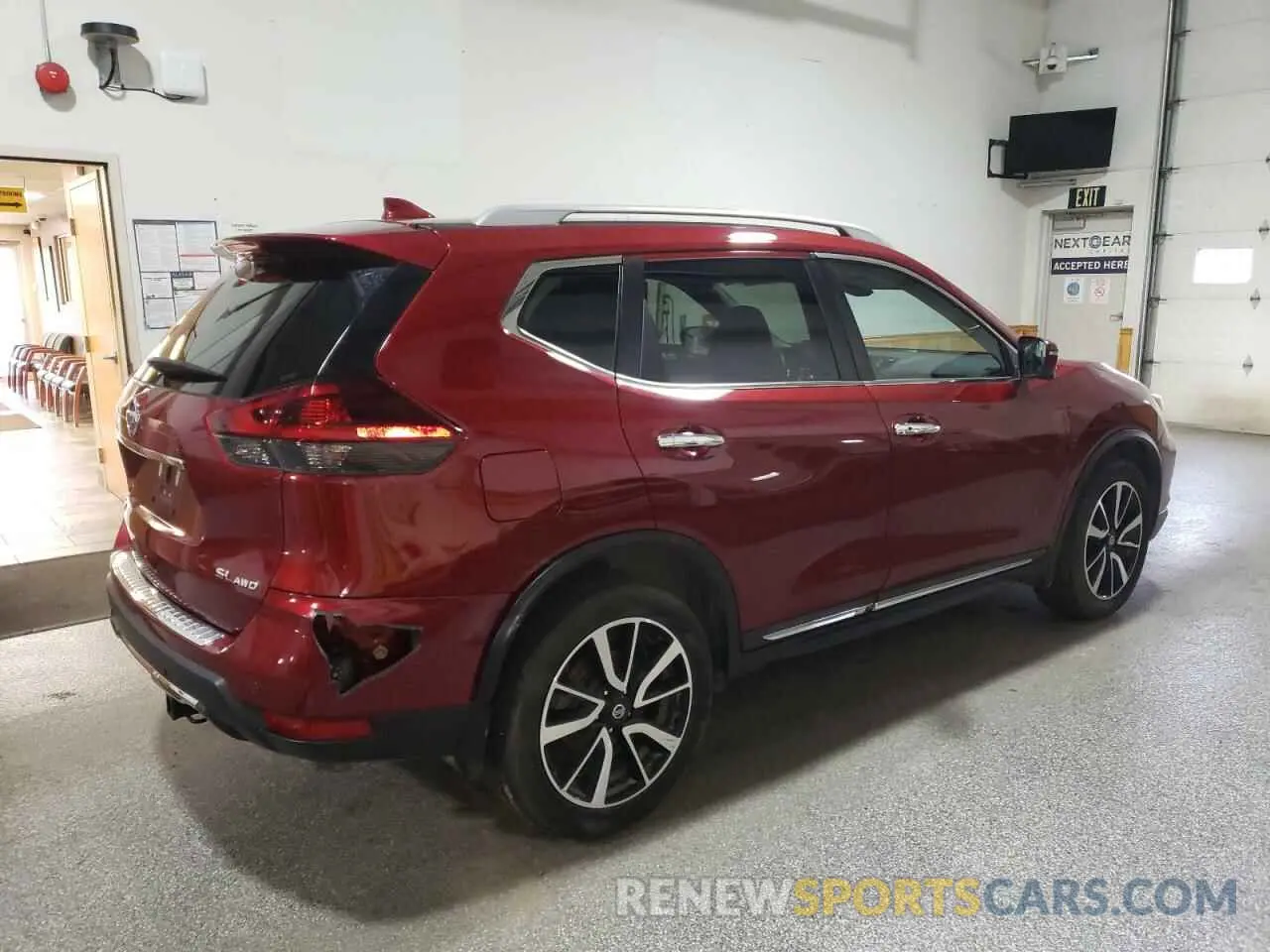 3 Photograph of a damaged car 5N1AT2MV5LC761392 NISSAN ROGUE 2020