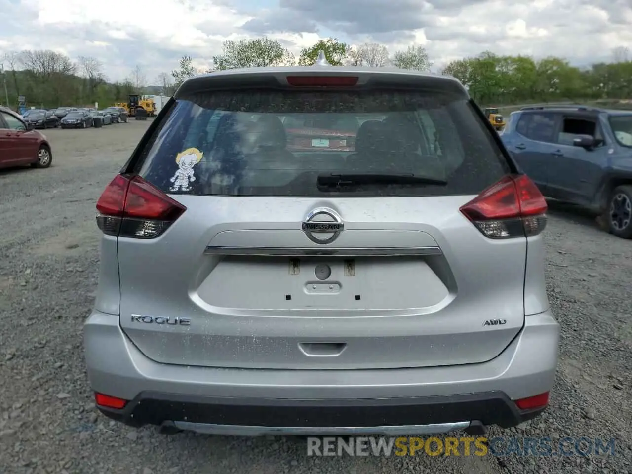 6 Photograph of a damaged car 5N1AT2MV6LC712489 NISSAN ROGUE 2020